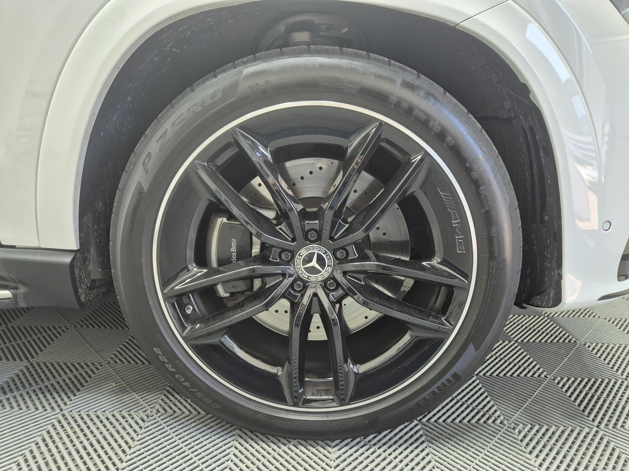 listing desktop thumbnail image 31