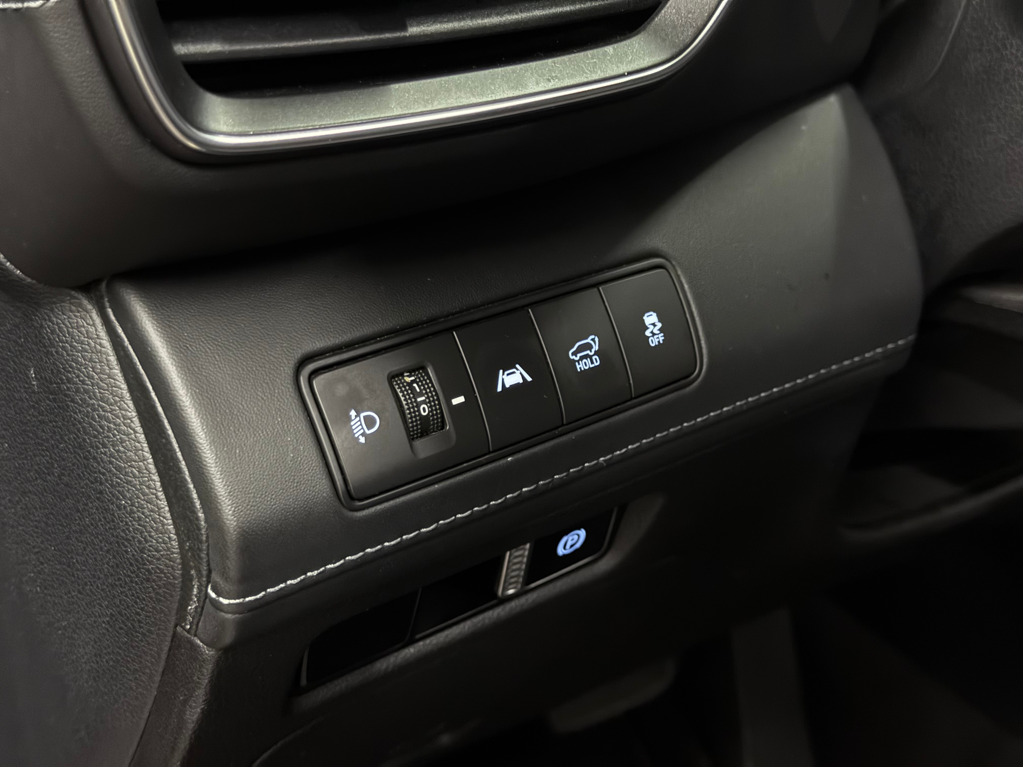 listing desktop thumbnail image 17