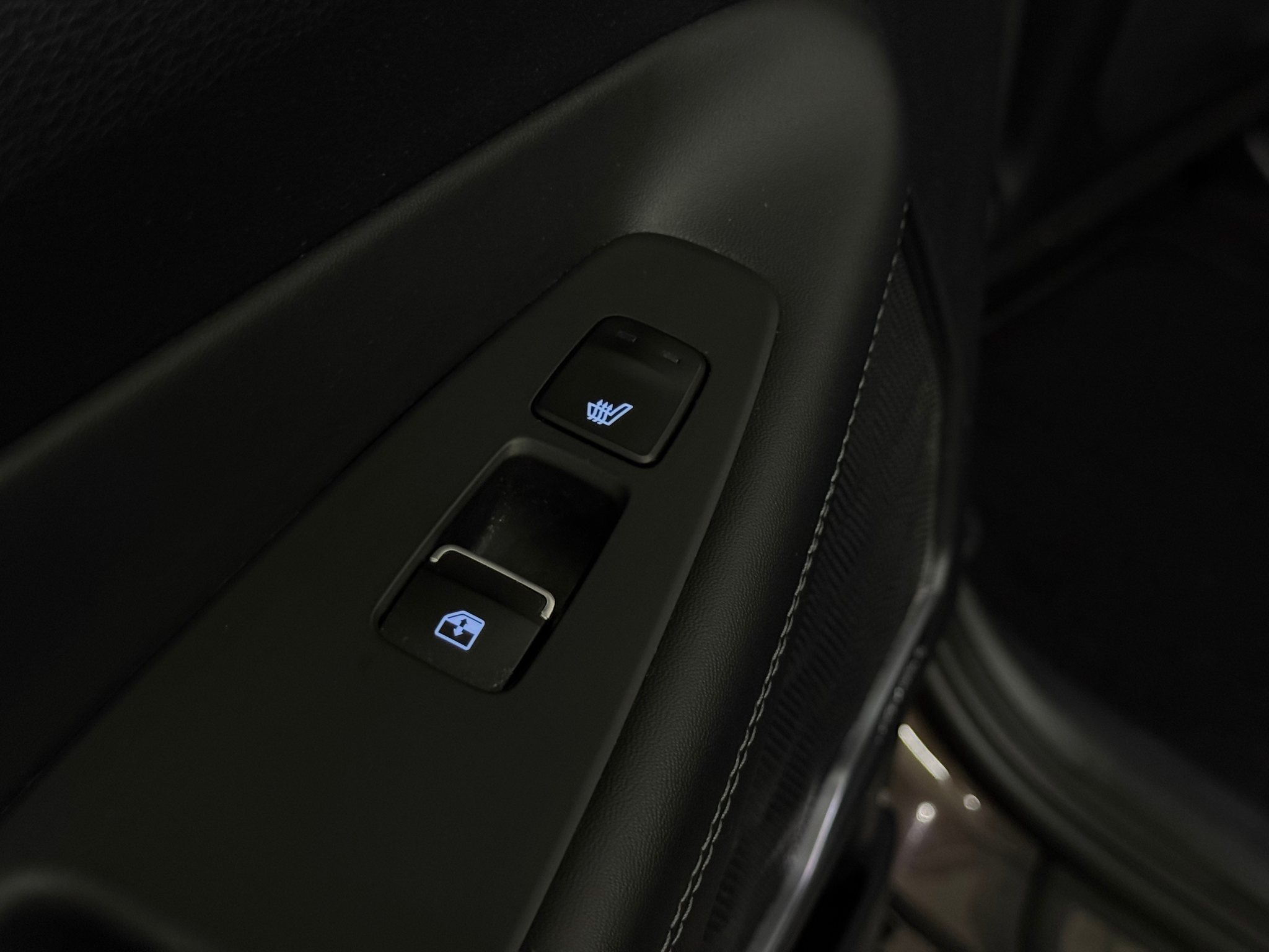 listing desktop thumbnail image 24