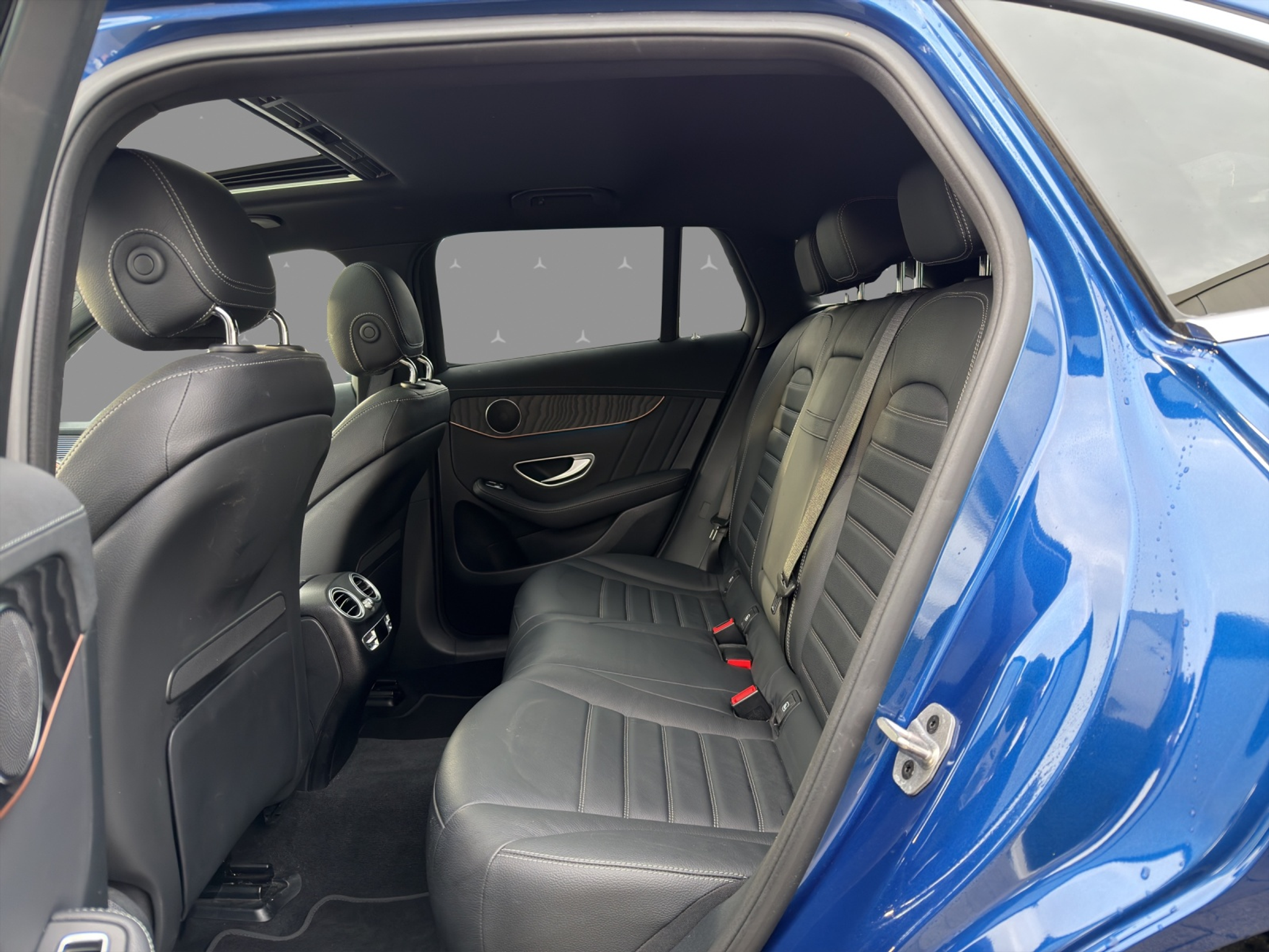 listing desktop thumbnail image 13