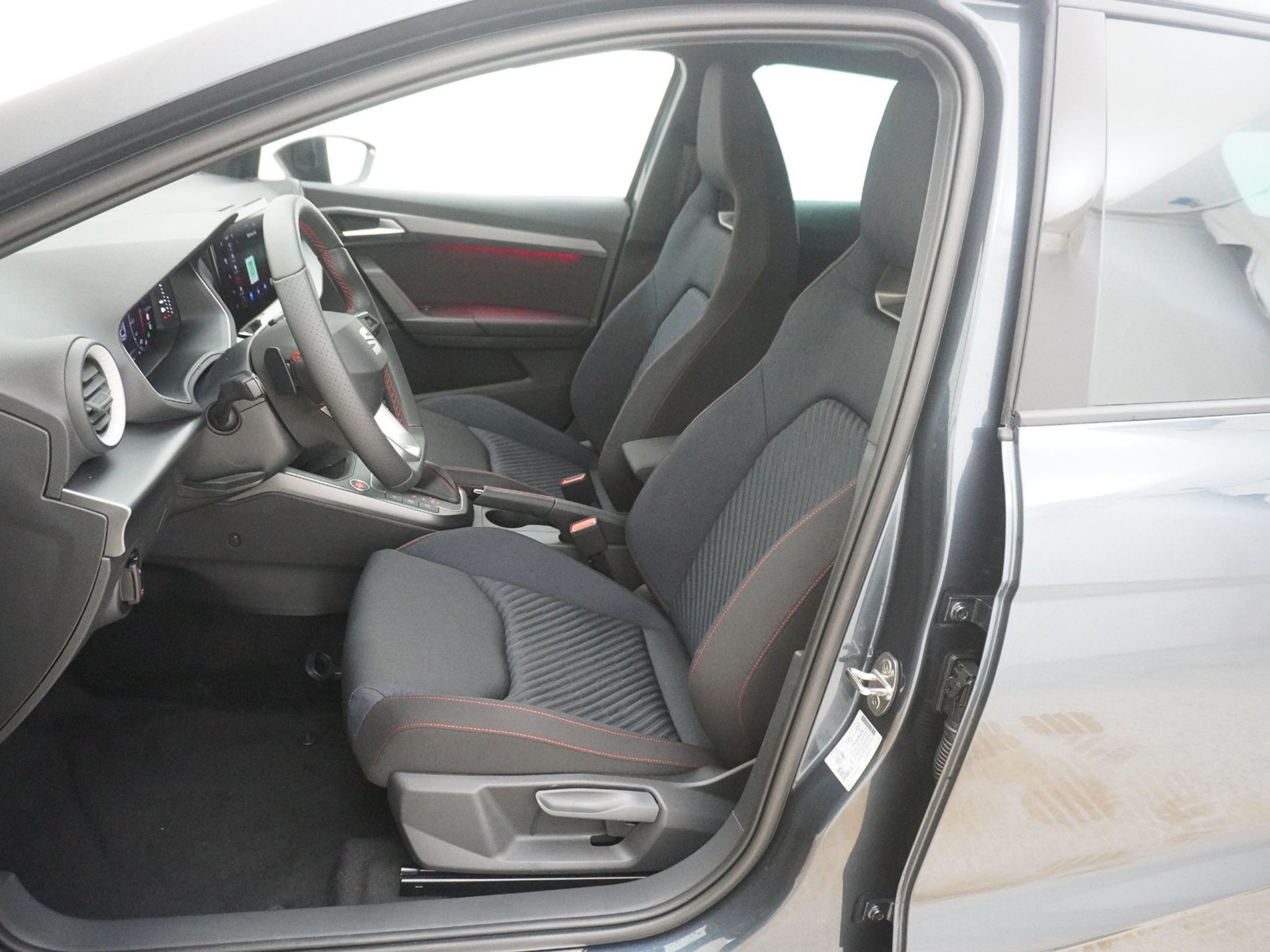 listing desktop thumbnail image 11