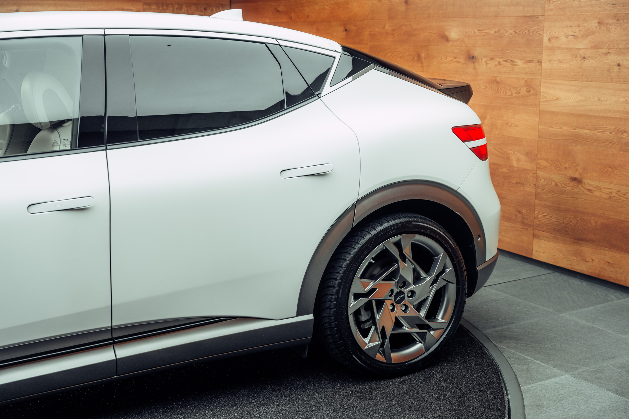 listing desktop thumbnail image 20