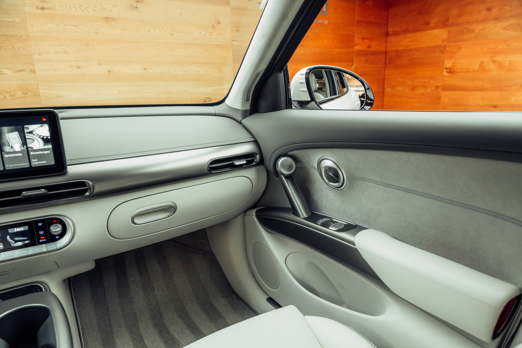 listing desktop thumbnail image 12