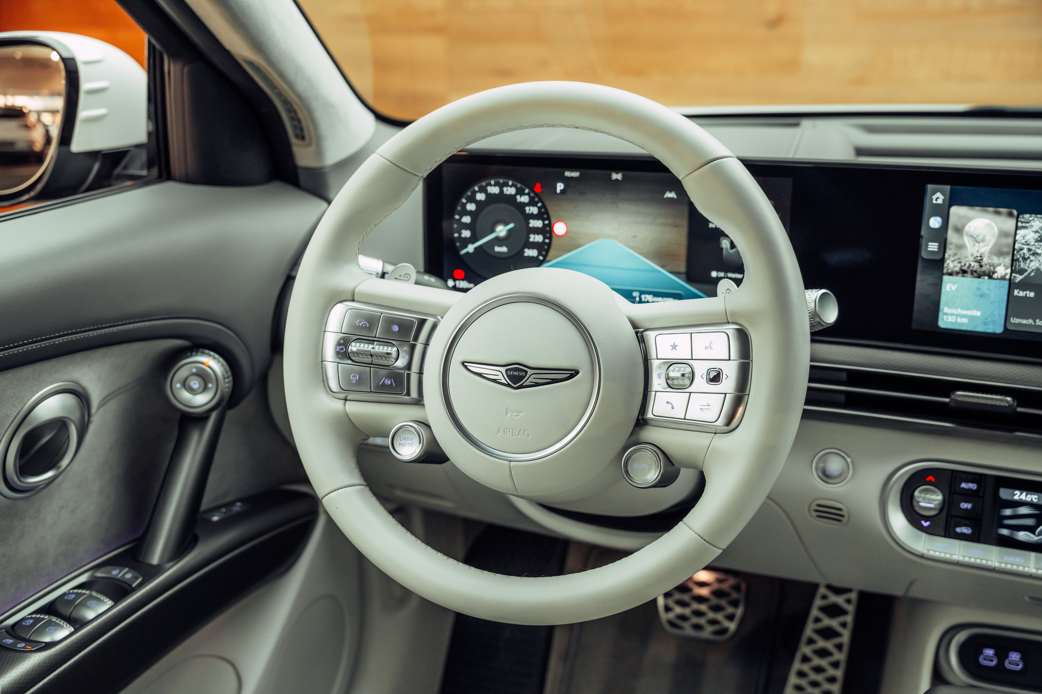 listing desktop thumbnail image 11