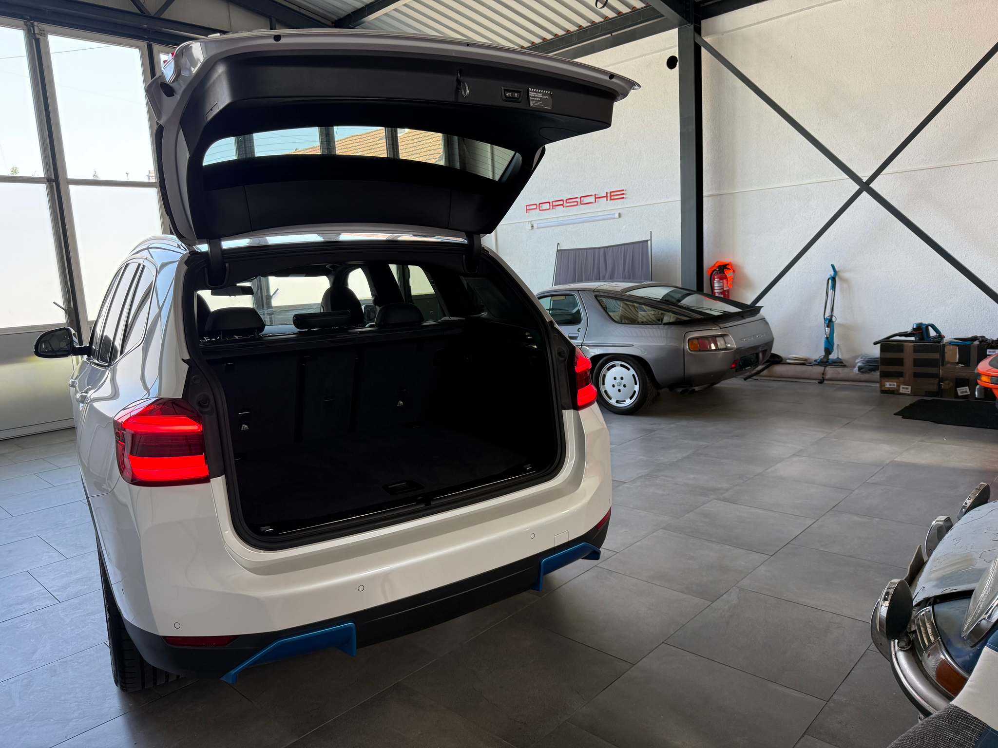 listing desktop thumbnail image 5