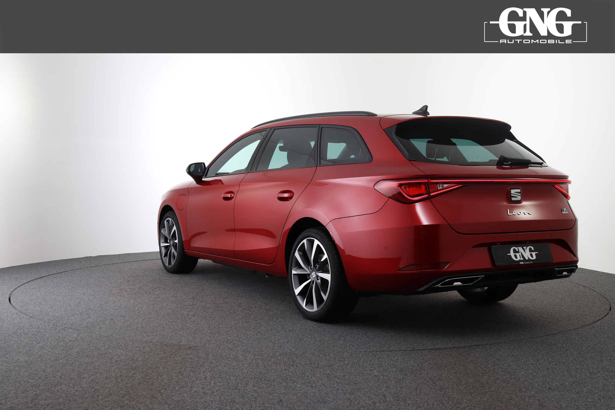 listing desktop thumbnail image 4