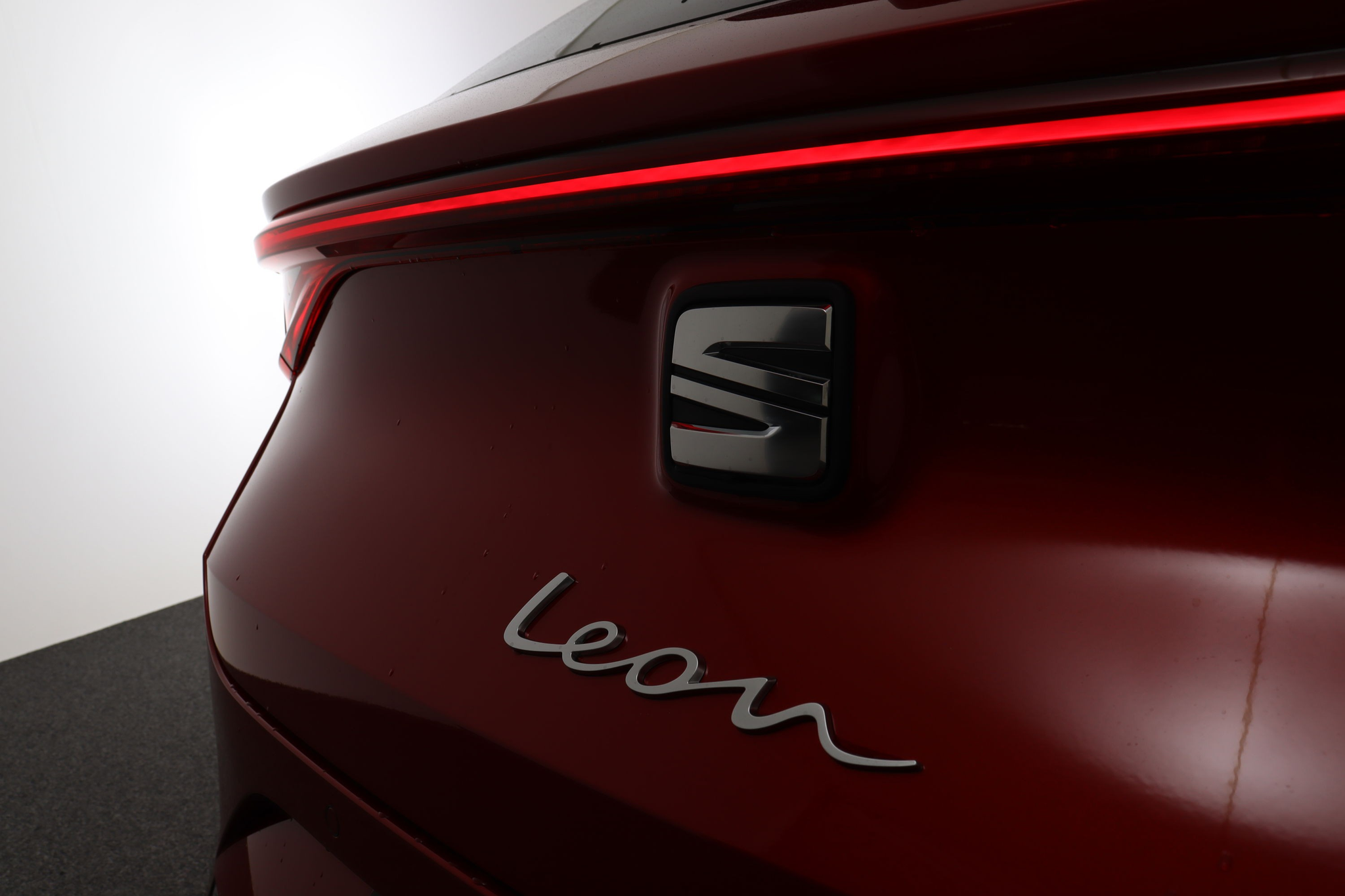 listing desktop thumbnail image 15