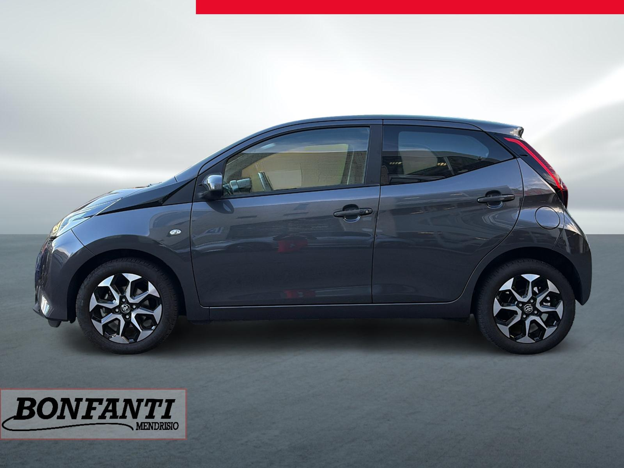 listing desktop thumbnail image 2