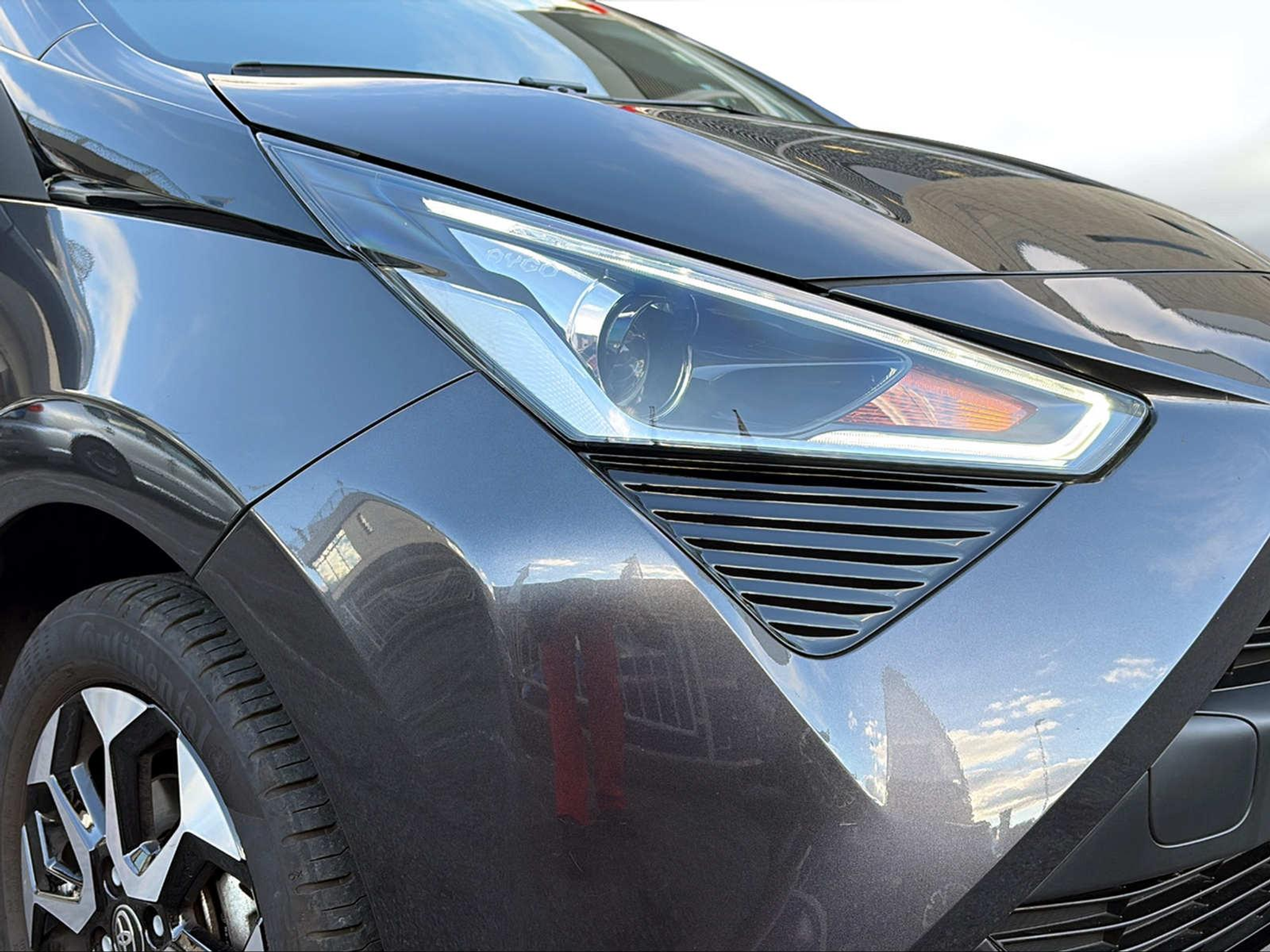 listing desktop thumbnail image 10