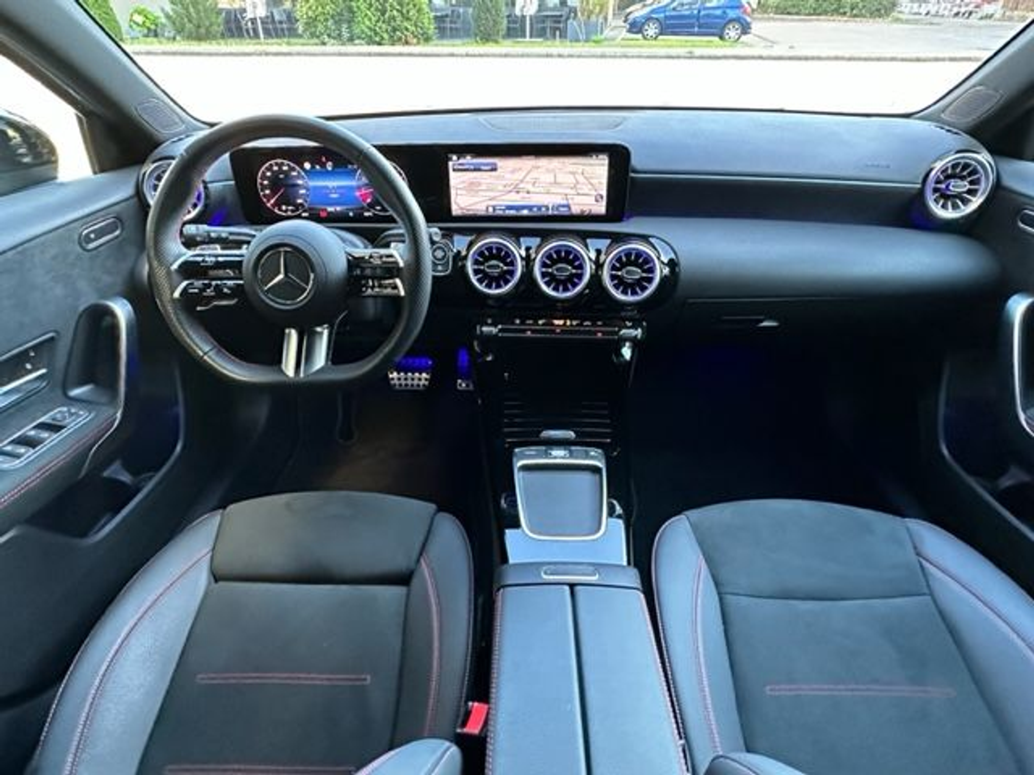 listing desktop thumbnail image 7