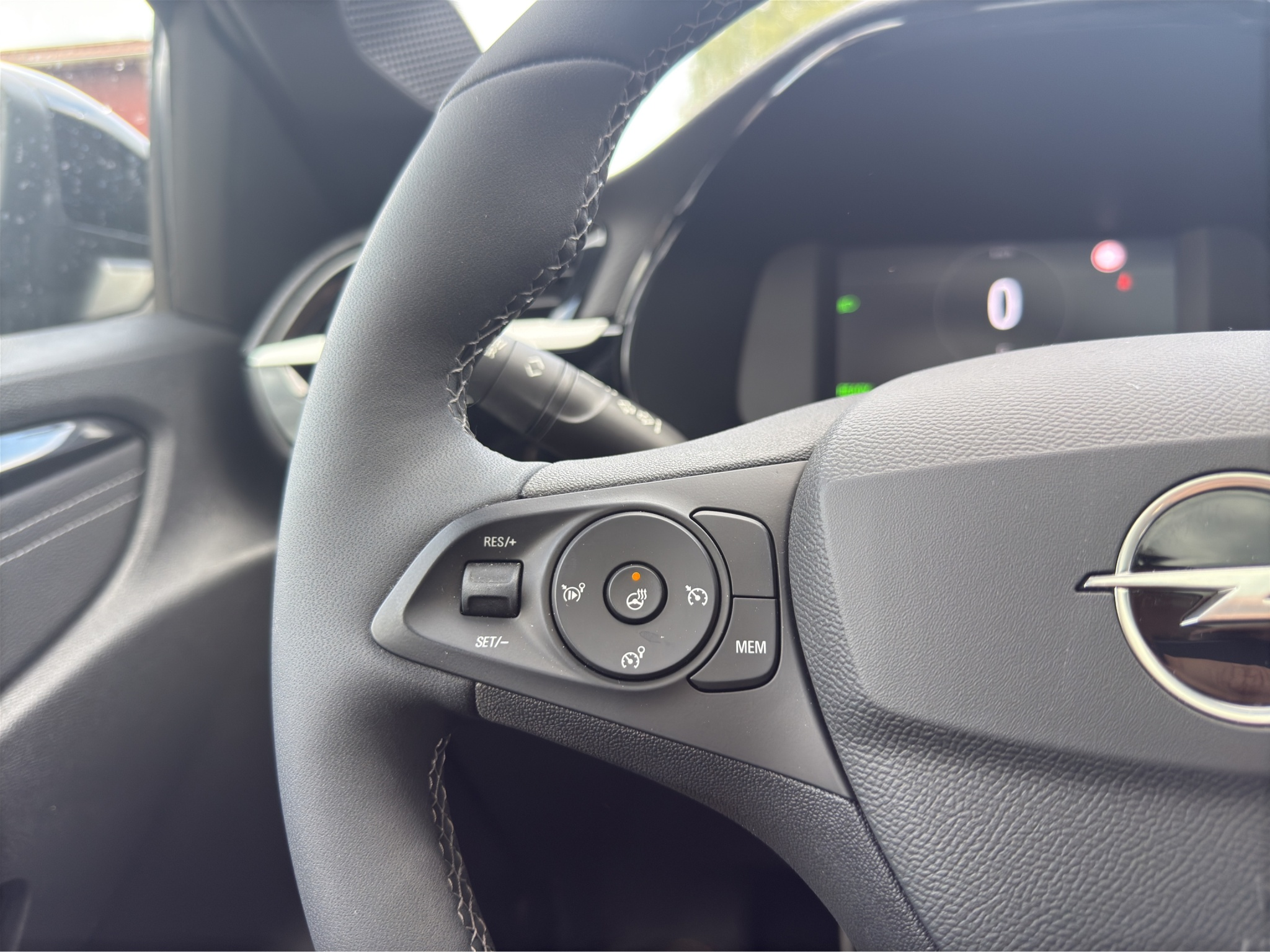 listing desktop thumbnail image 21