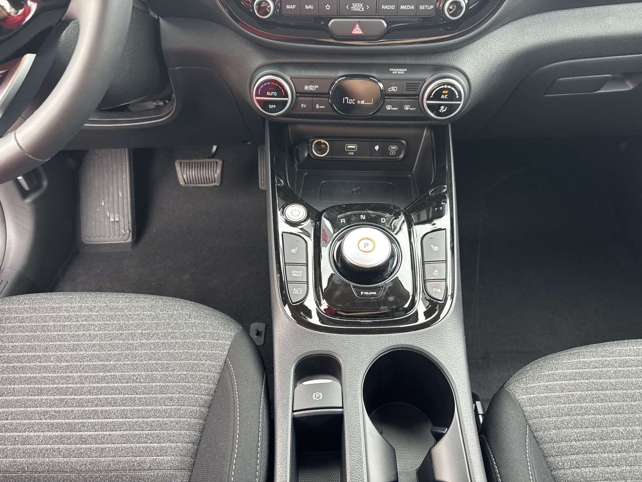 listing desktop thumbnail image 10