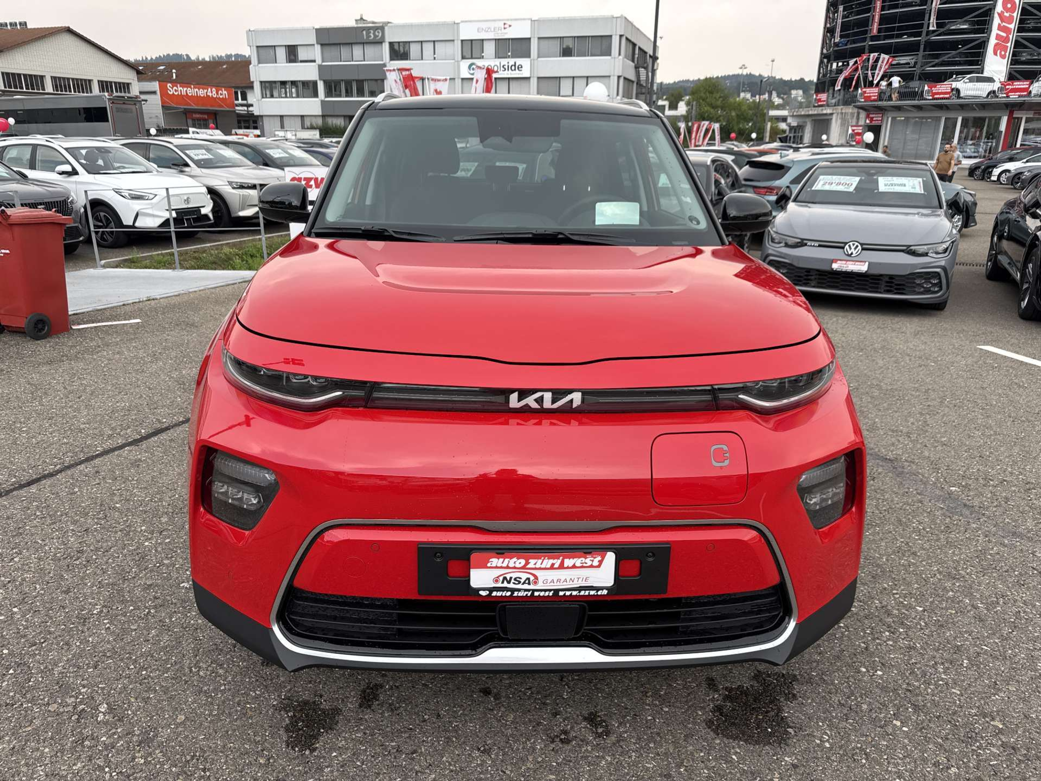 listing desktop thumbnail image 12