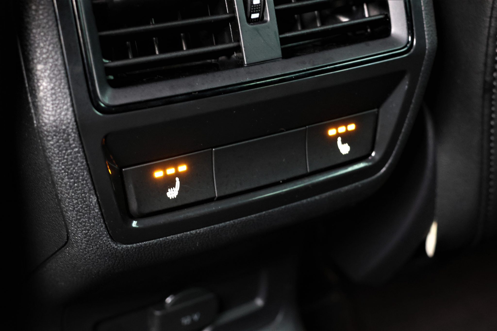 listing desktop thumbnail image 12