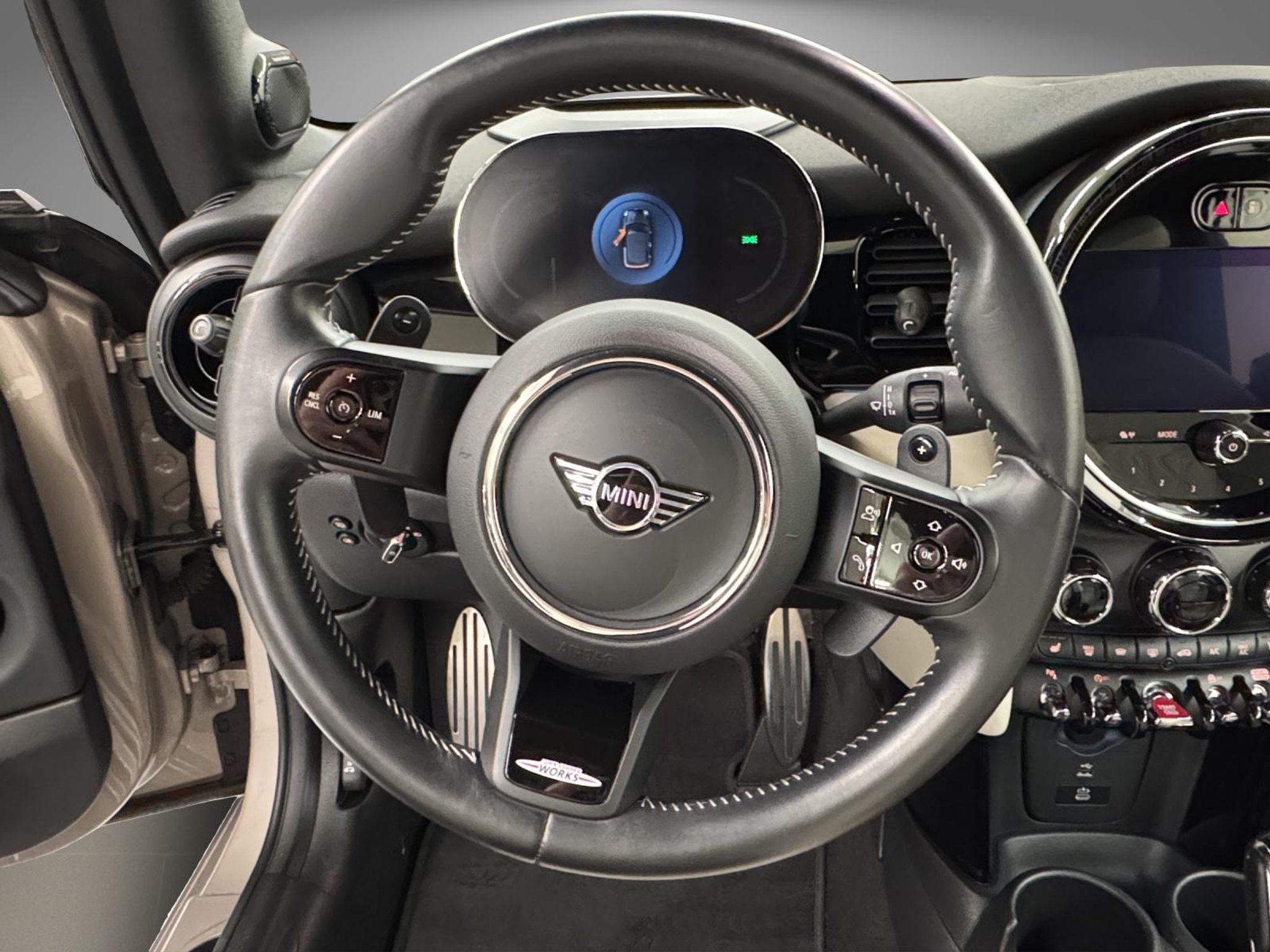 listing desktop thumbnail image 13