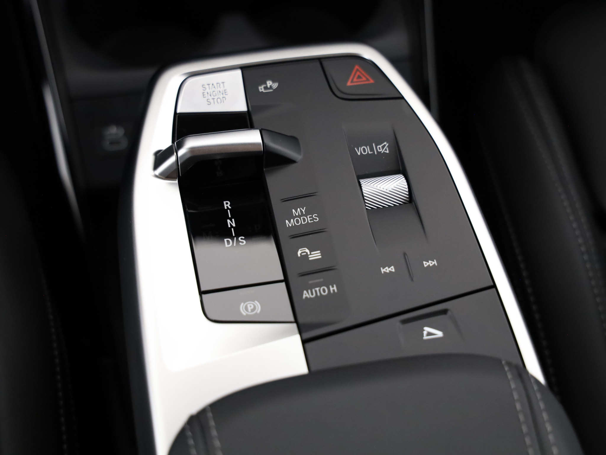 listing desktop thumbnail image 15