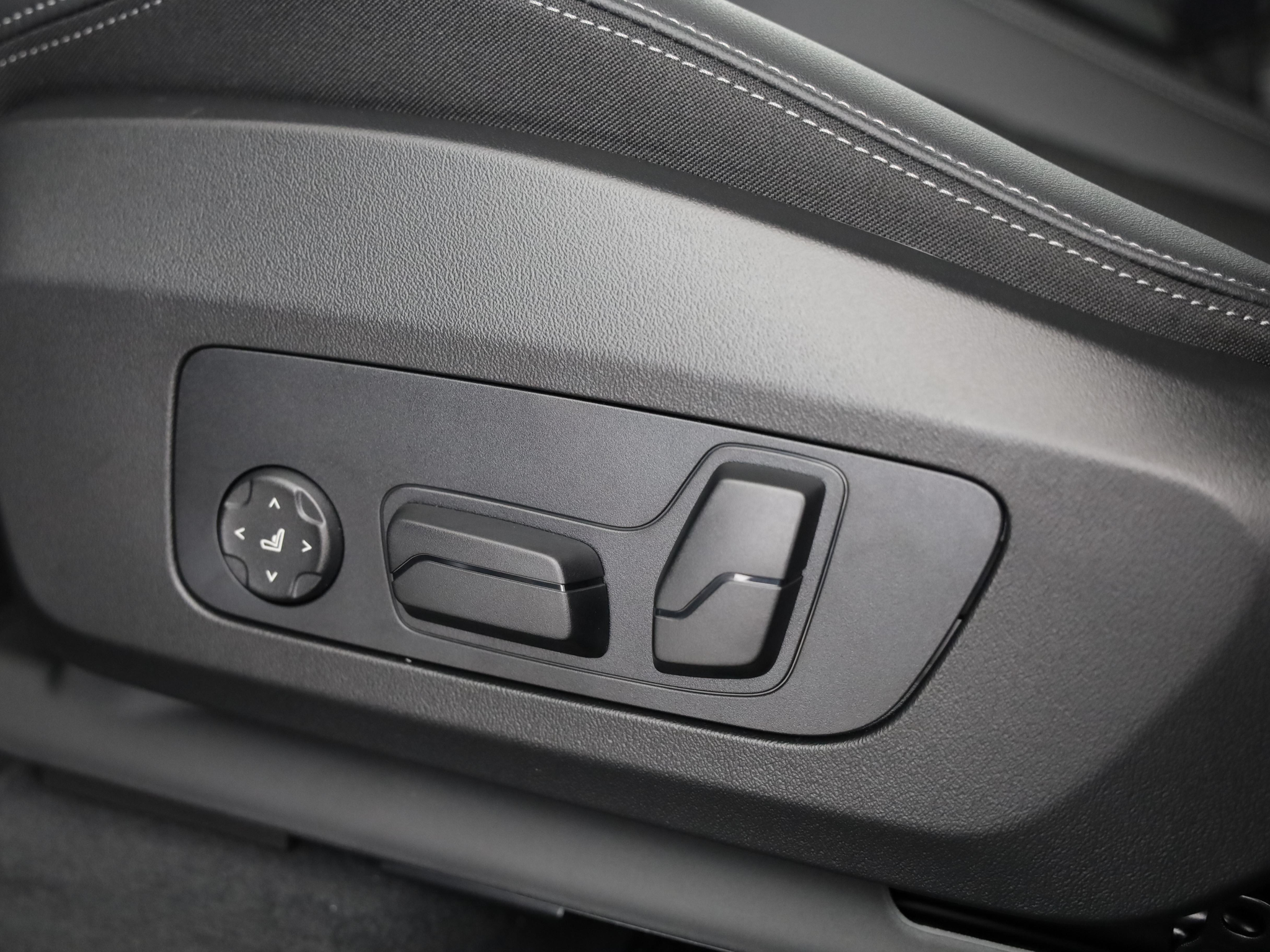 listing desktop thumbnail image 20