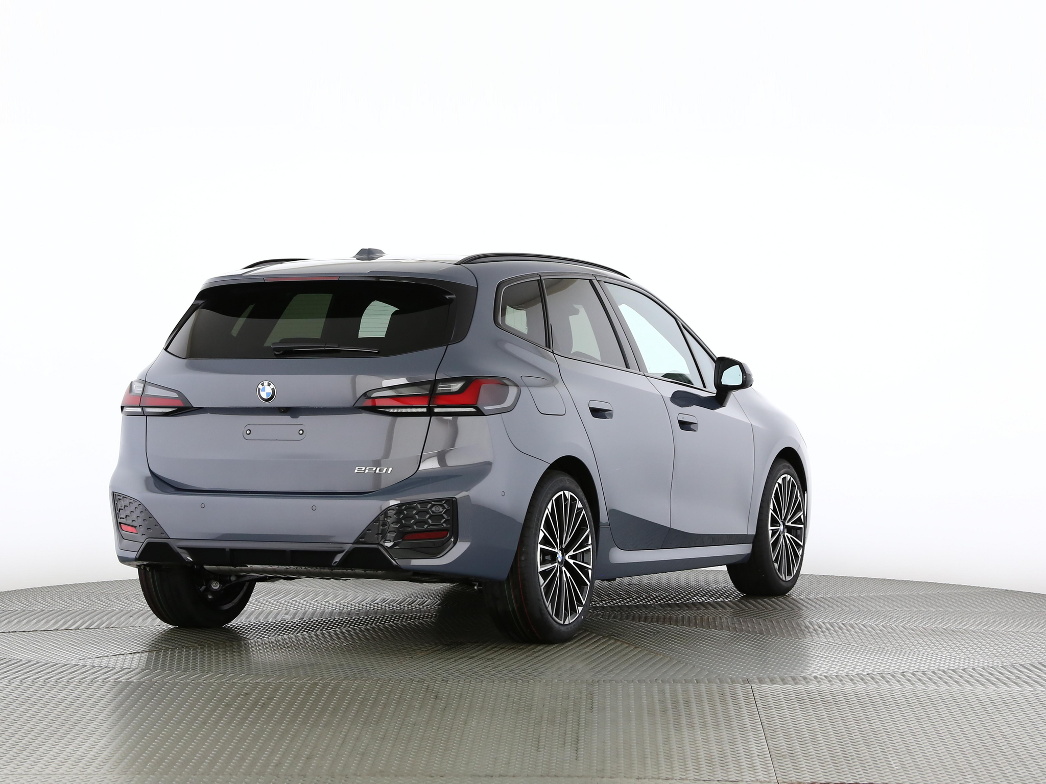 listing desktop thumbnail image 1