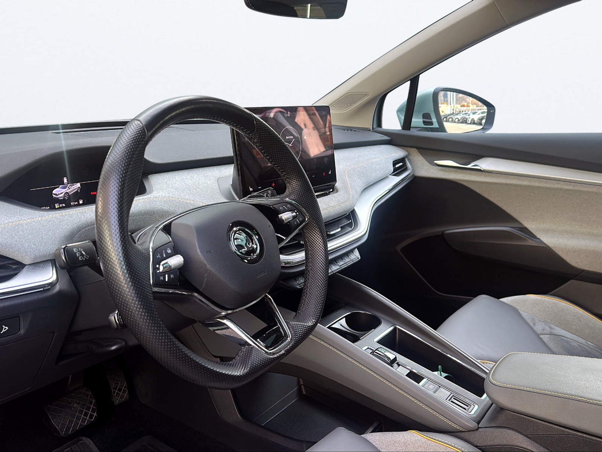 listing desktop thumbnail image 10