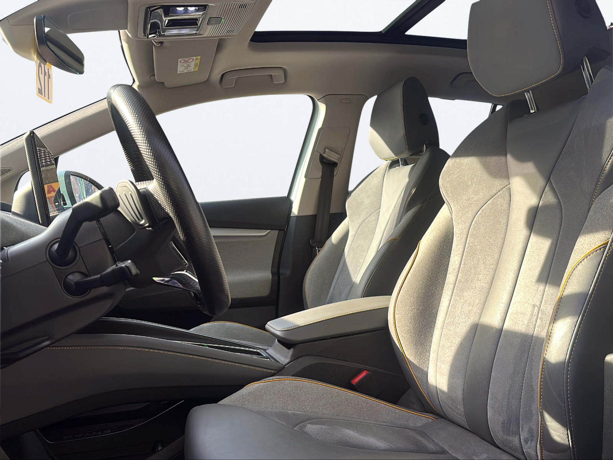 listing desktop thumbnail image 9