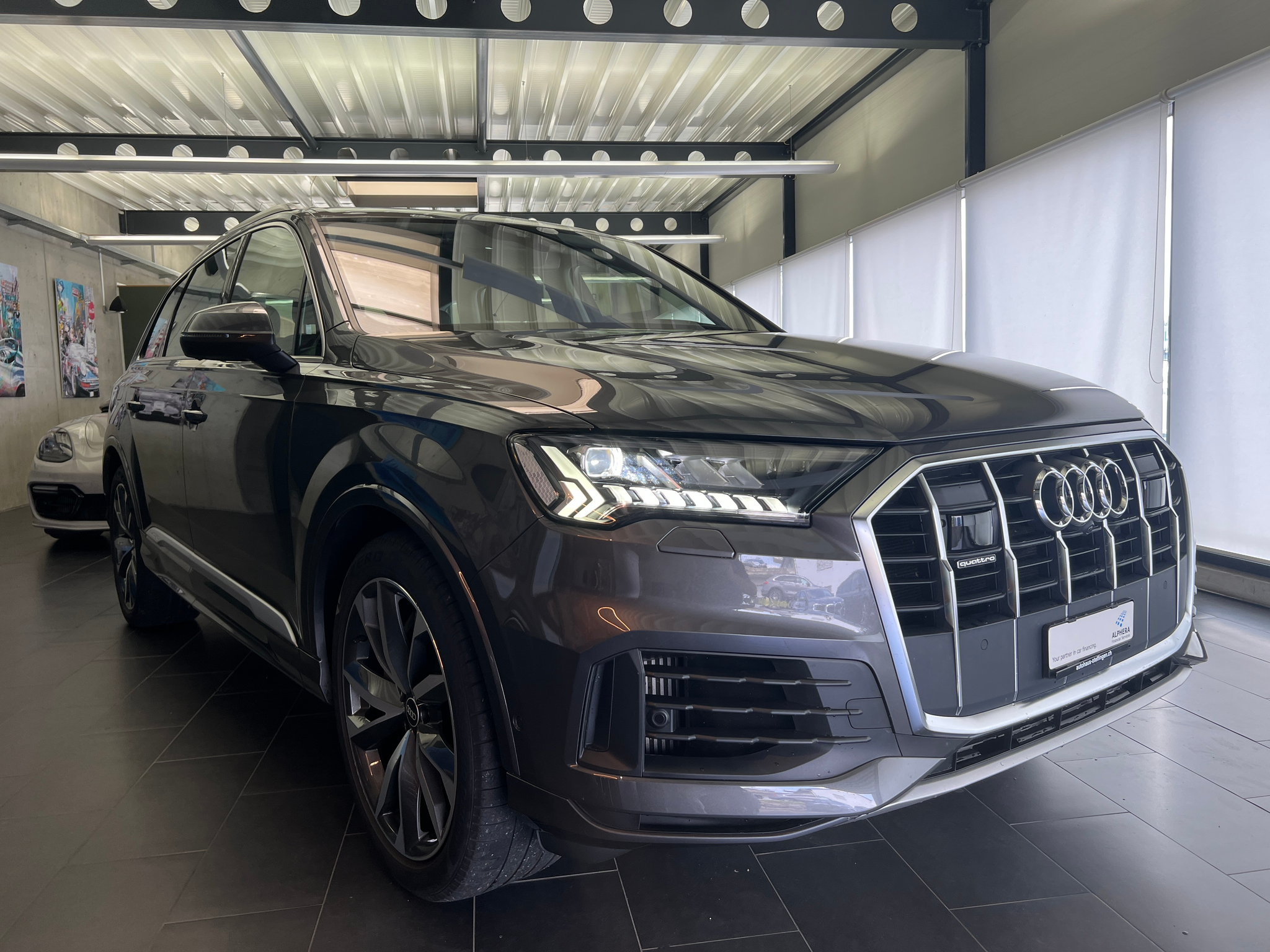 listing desktop thumbnail image 19