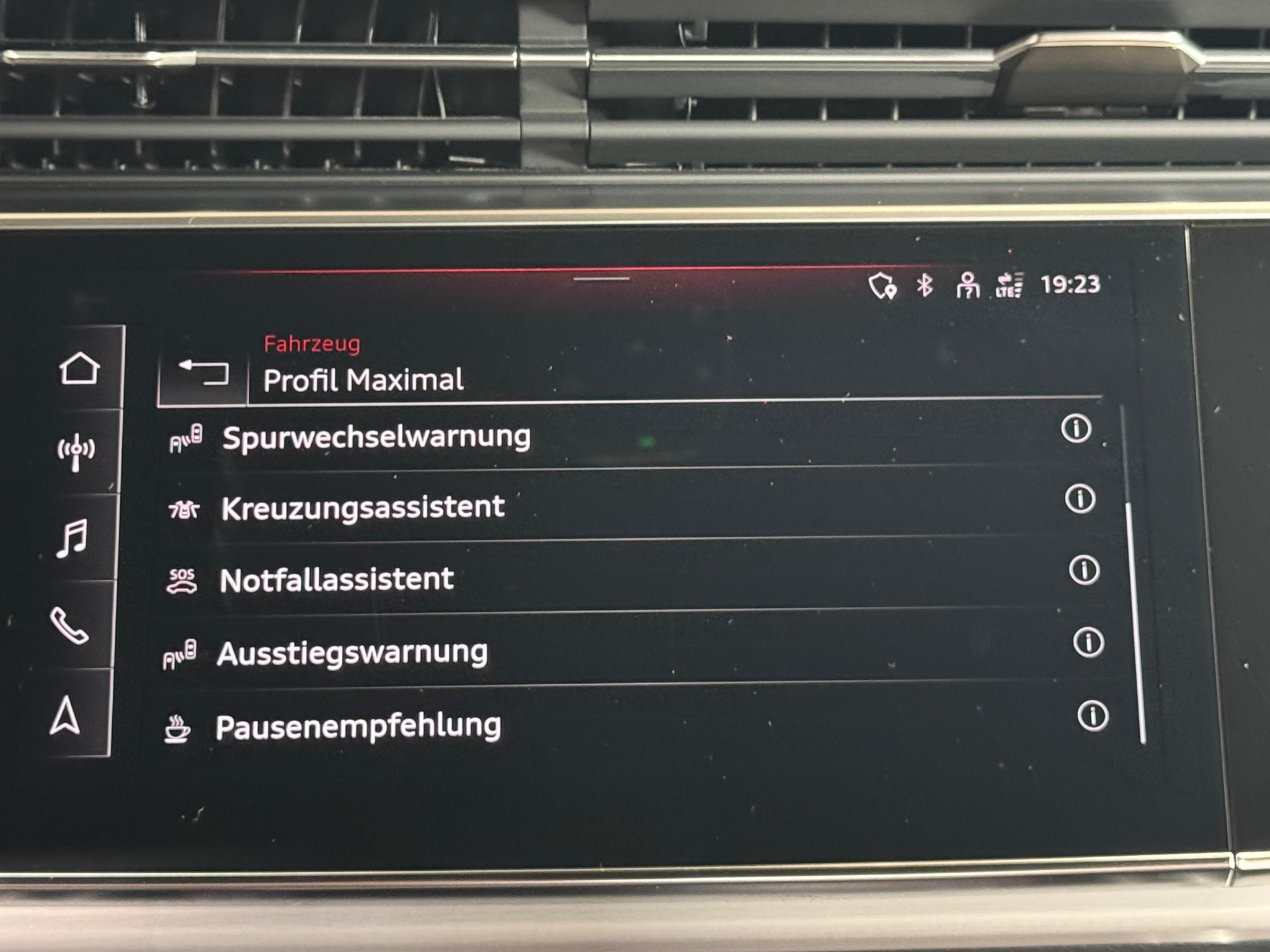 listing desktop thumbnail image 31