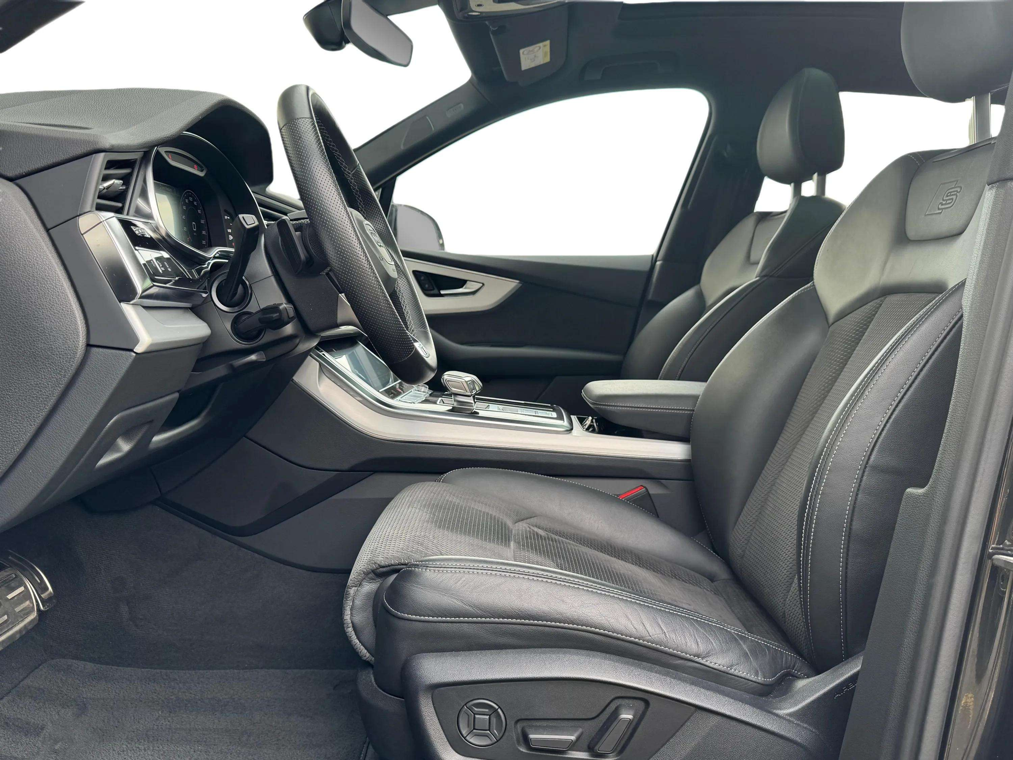 listing desktop thumbnail image 14