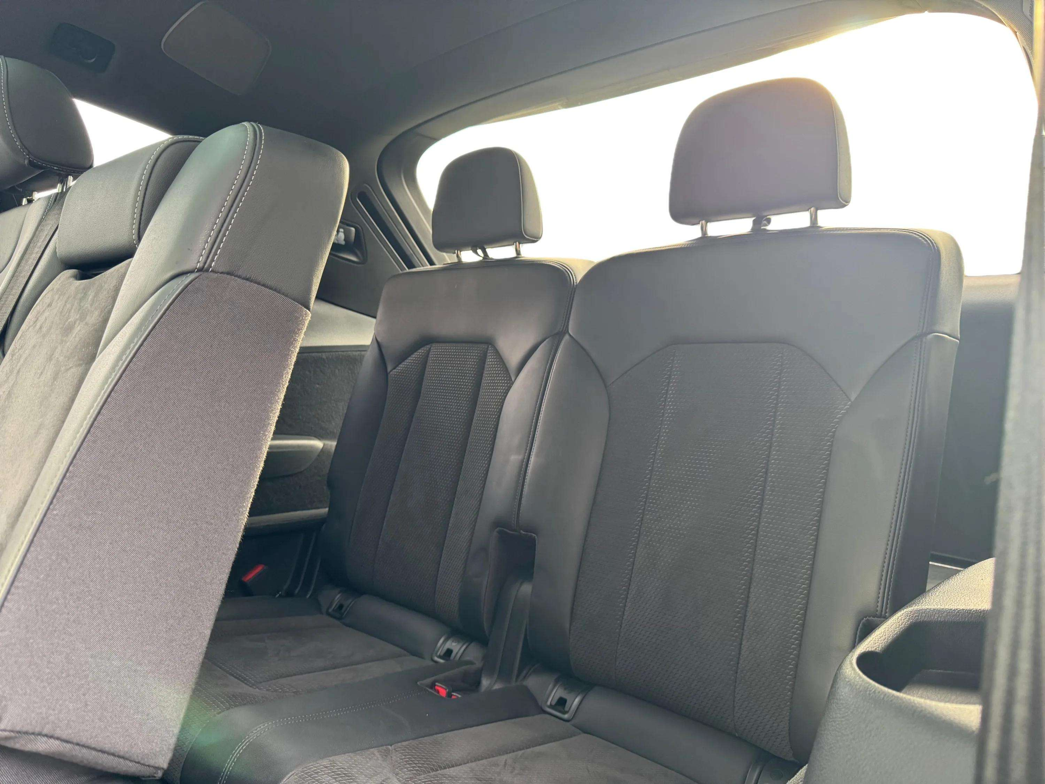 listing desktop thumbnail image 21