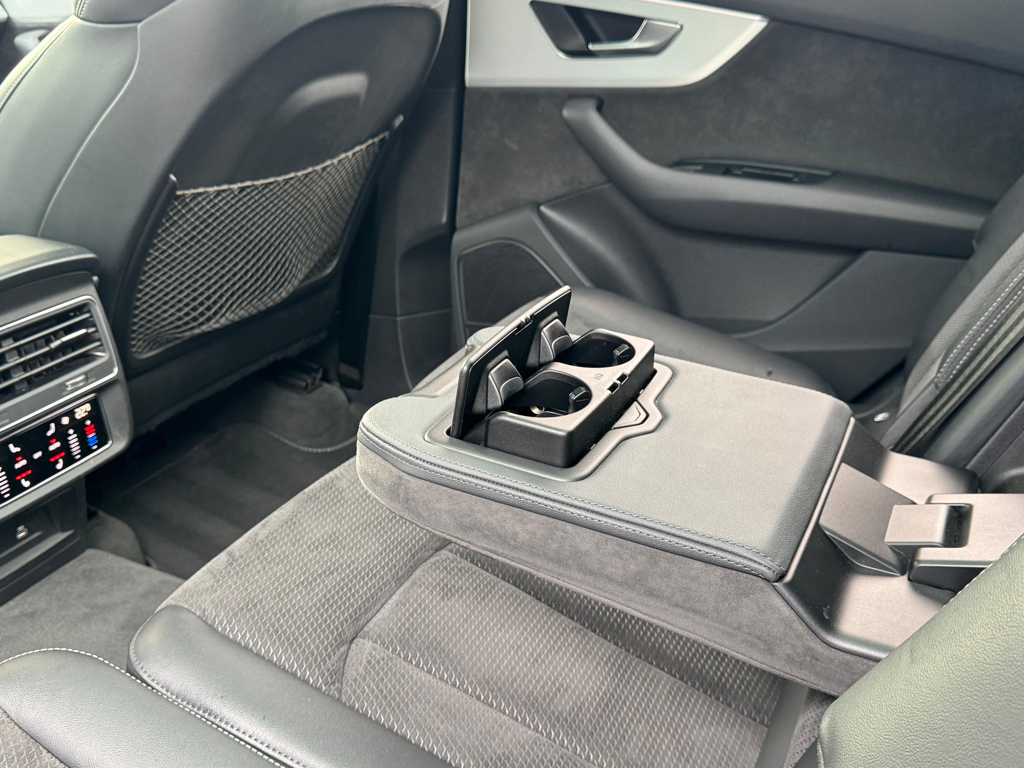 listing desktop thumbnail image 20