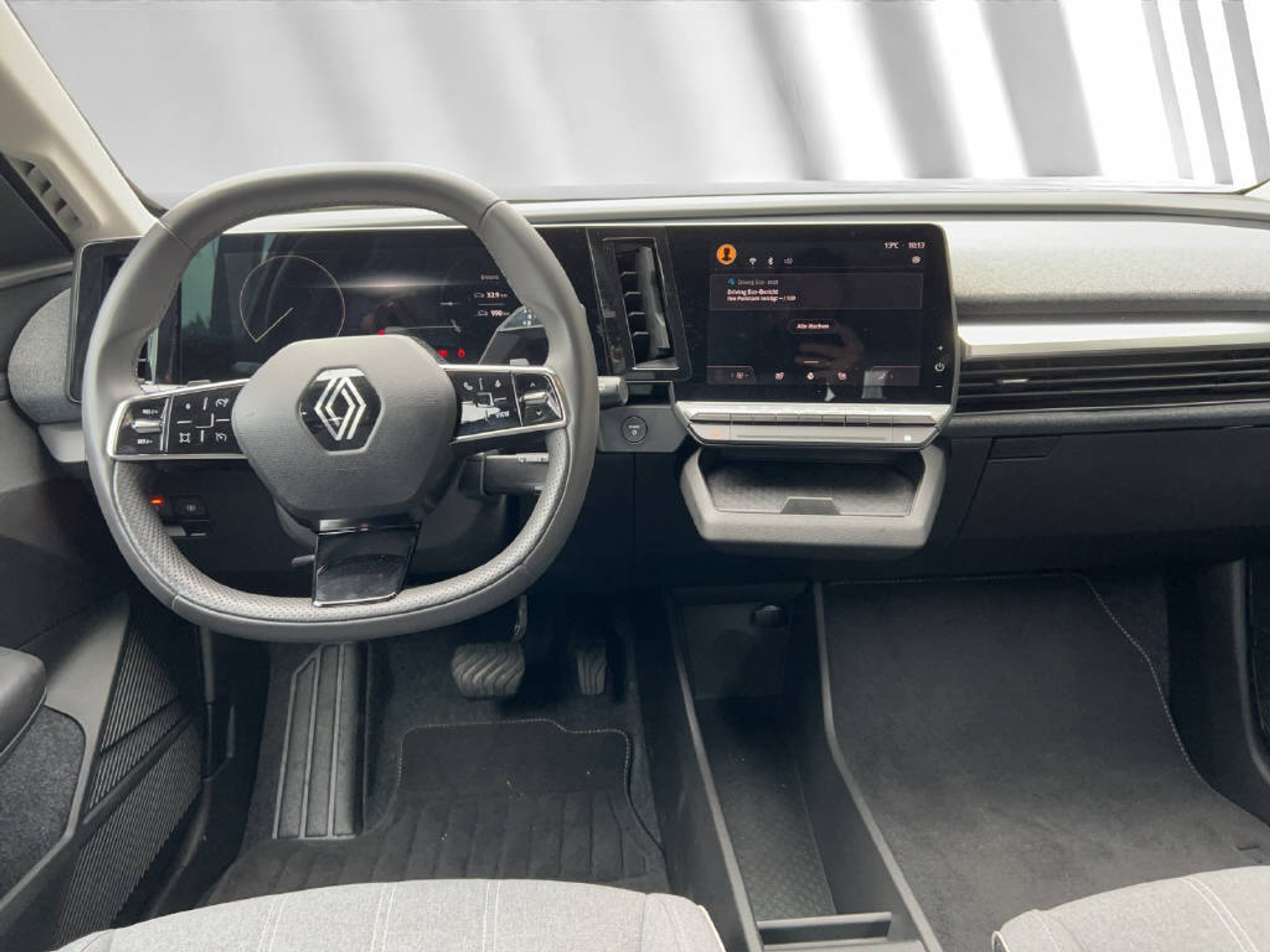 listing desktop thumbnail image 4