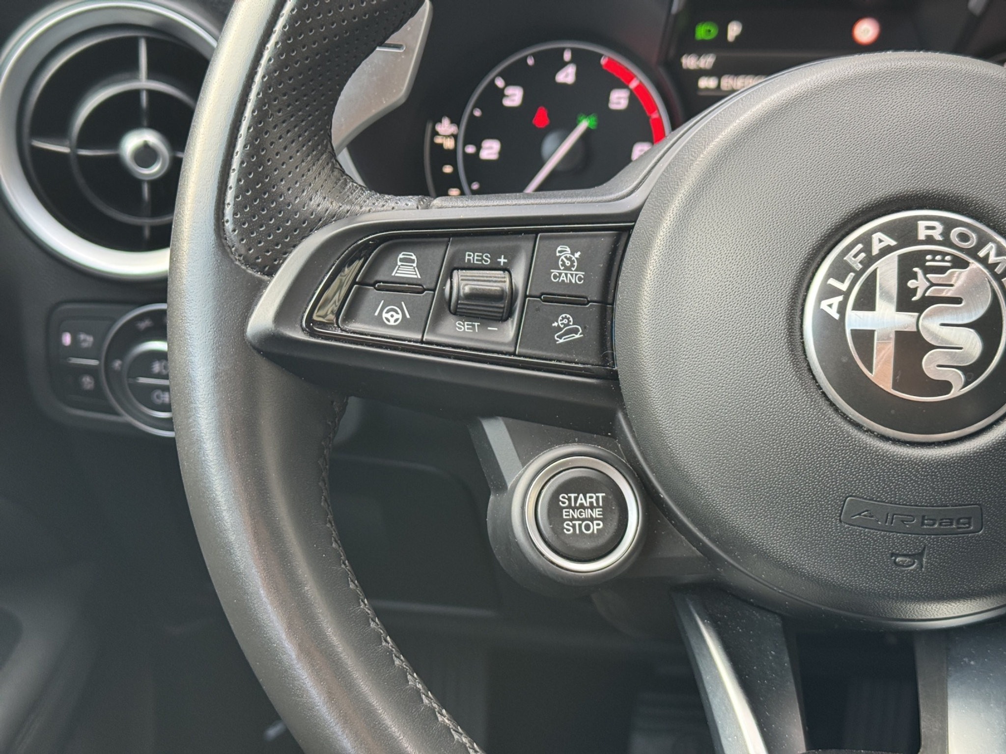 listing desktop thumbnail image 12