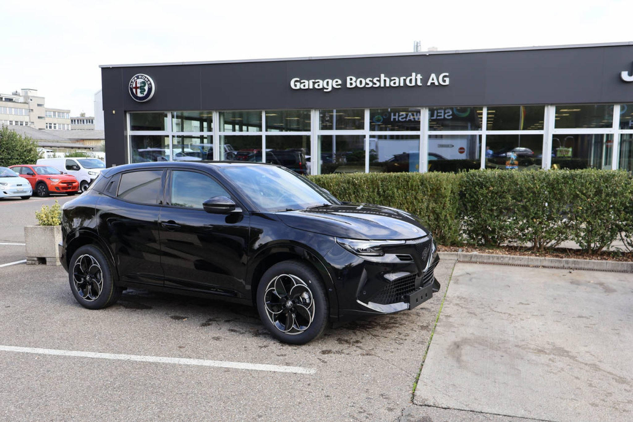 listing desktop thumbnail image 0