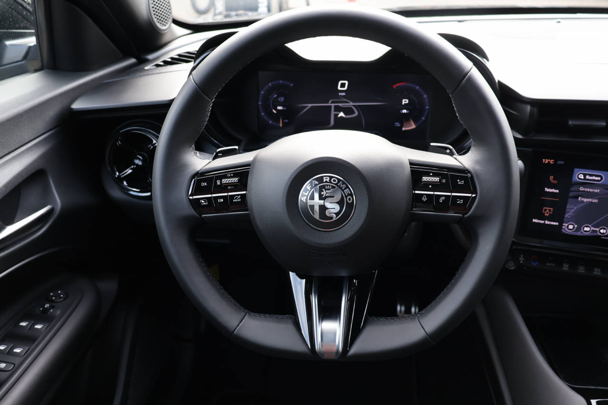 listing desktop thumbnail image 13