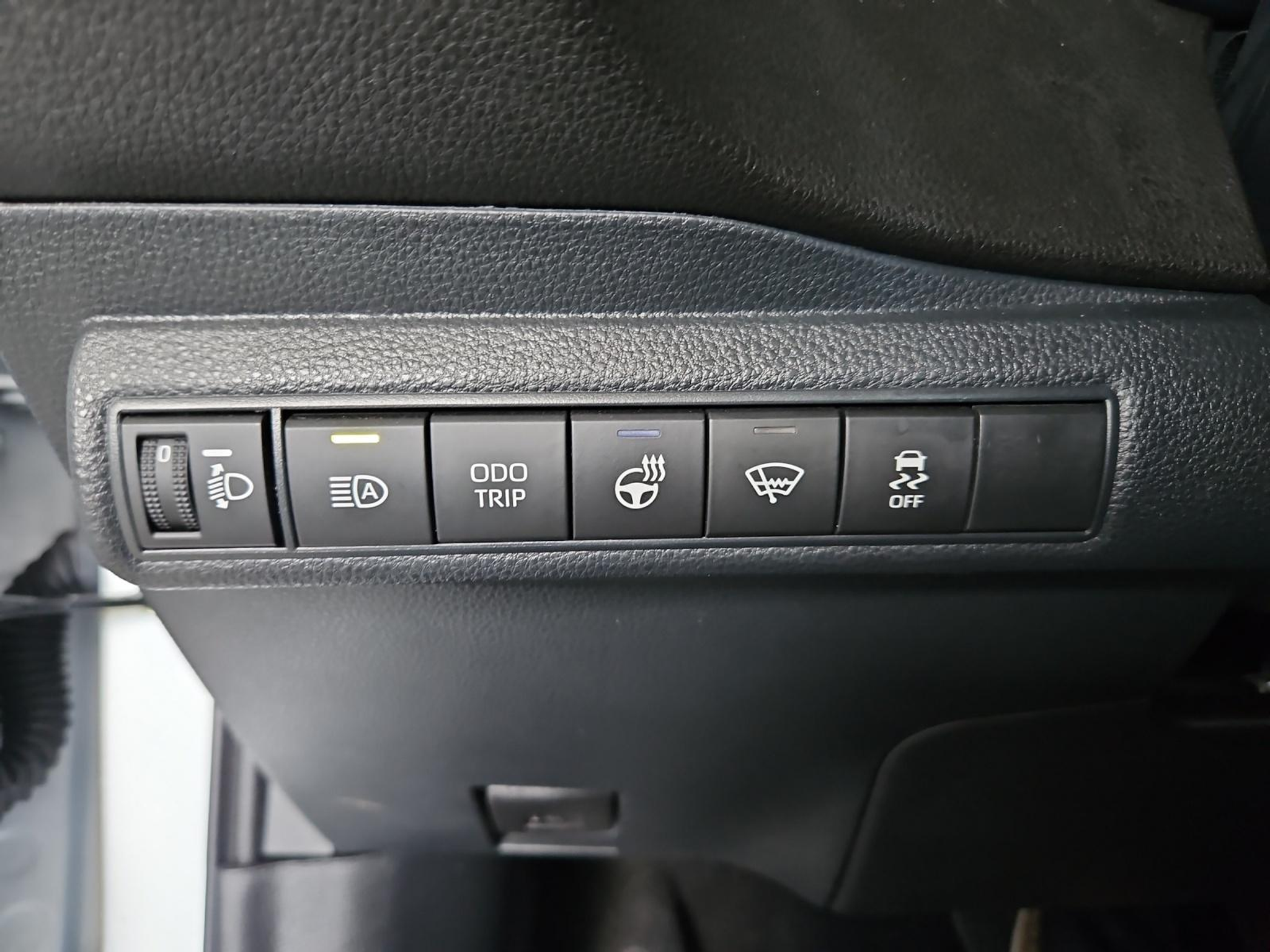 listing desktop thumbnail image 15