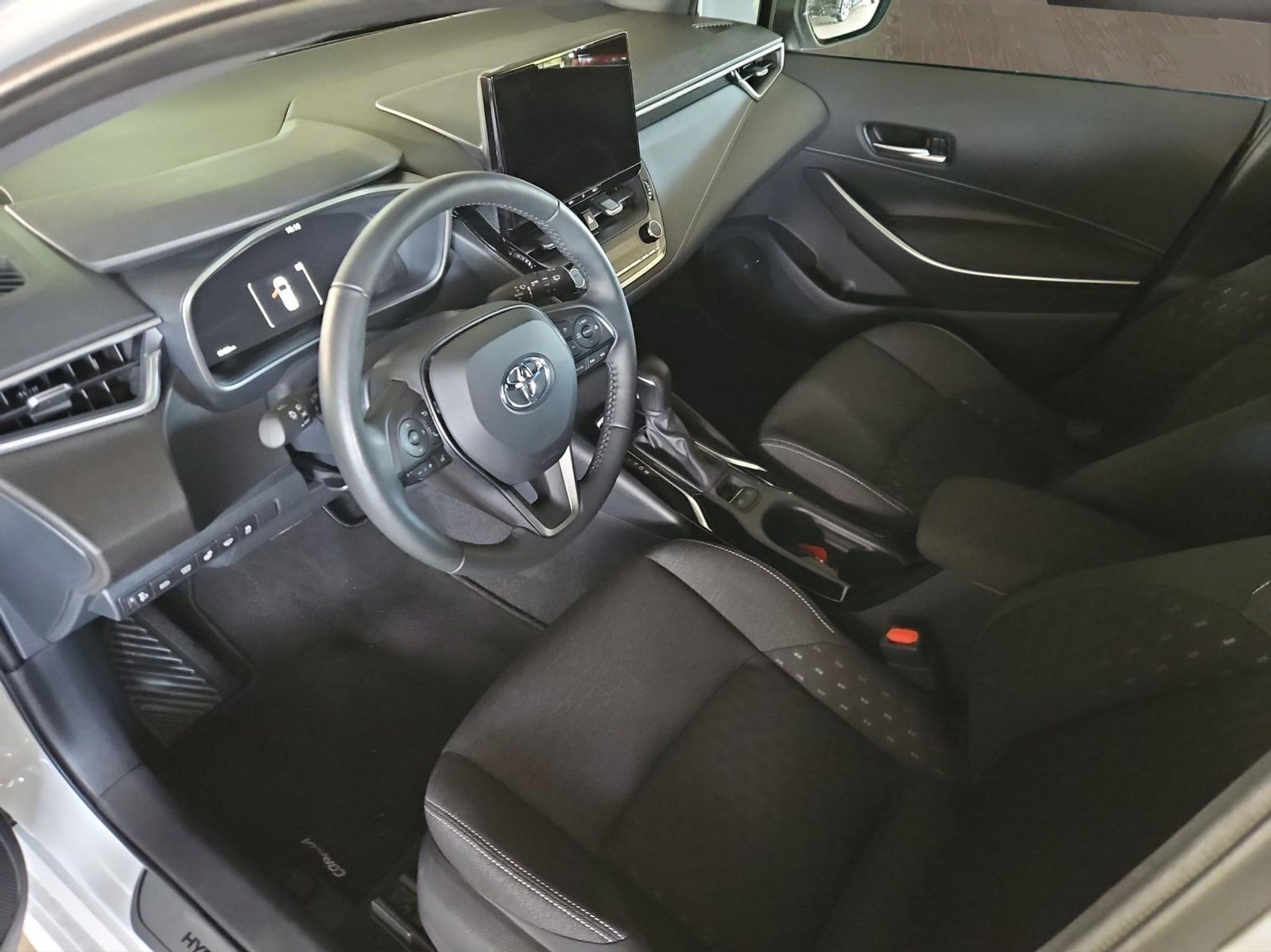 listing desktop thumbnail image 6