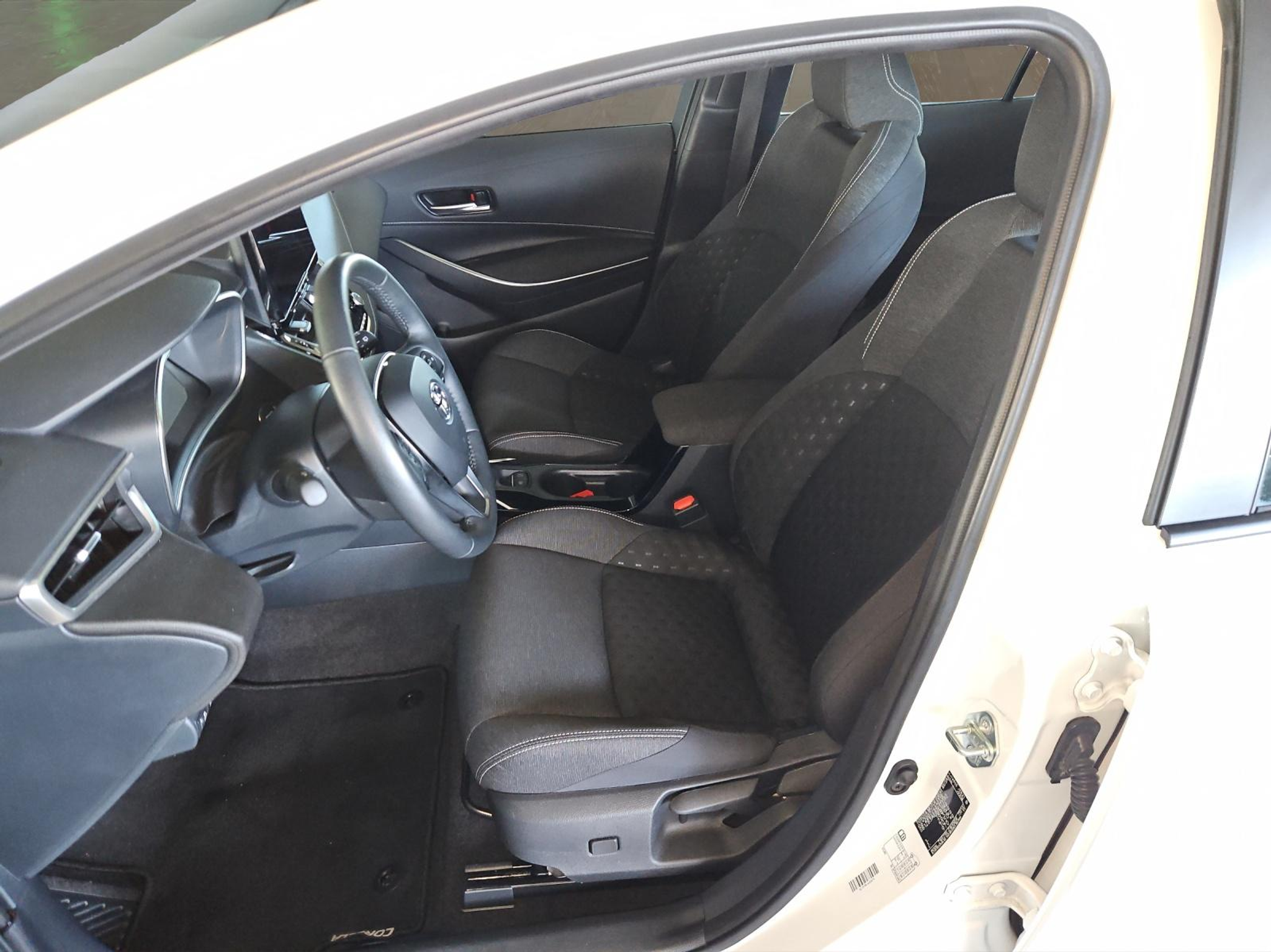 listing desktop thumbnail image 8