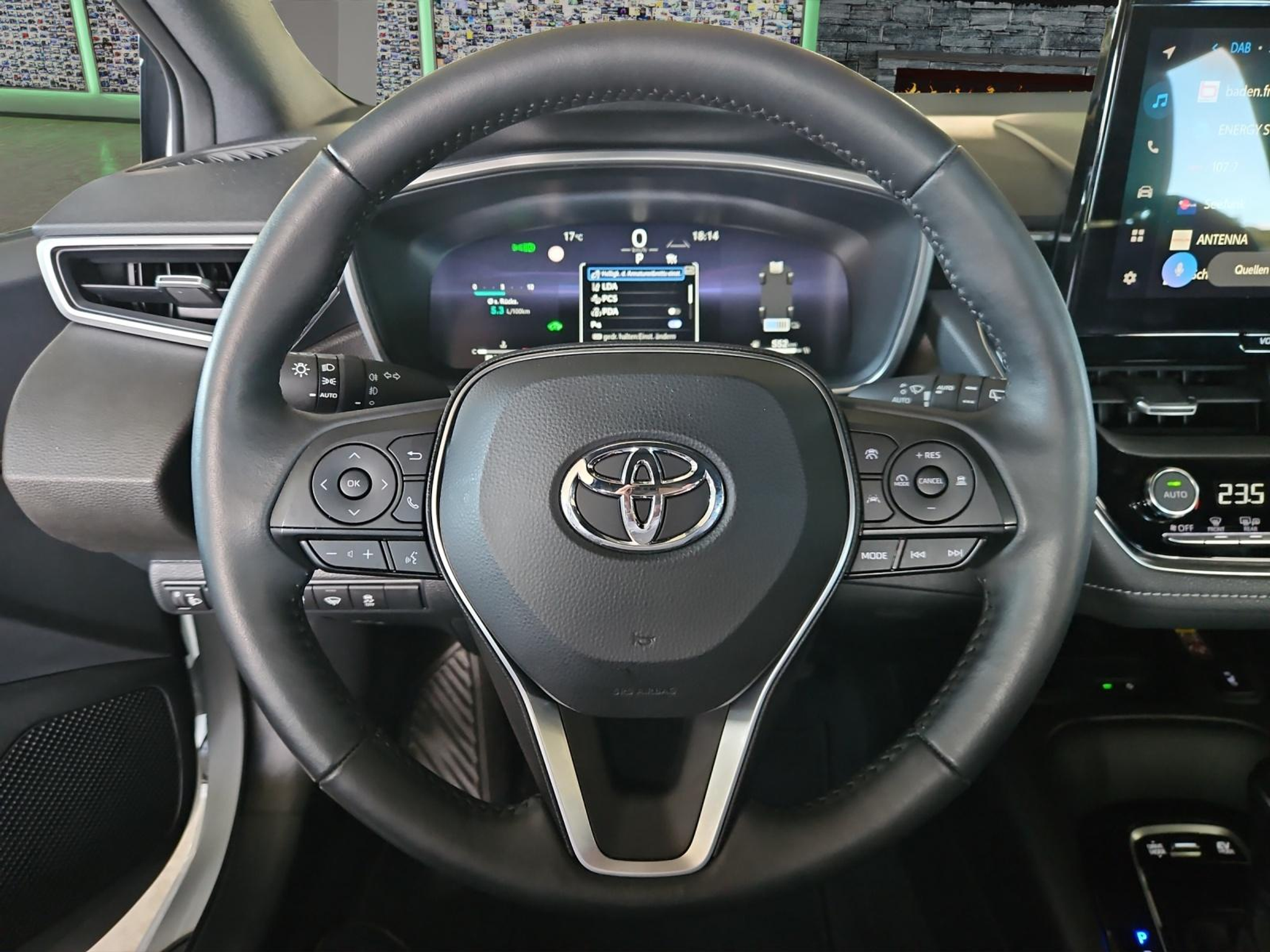 listing desktop thumbnail image 10