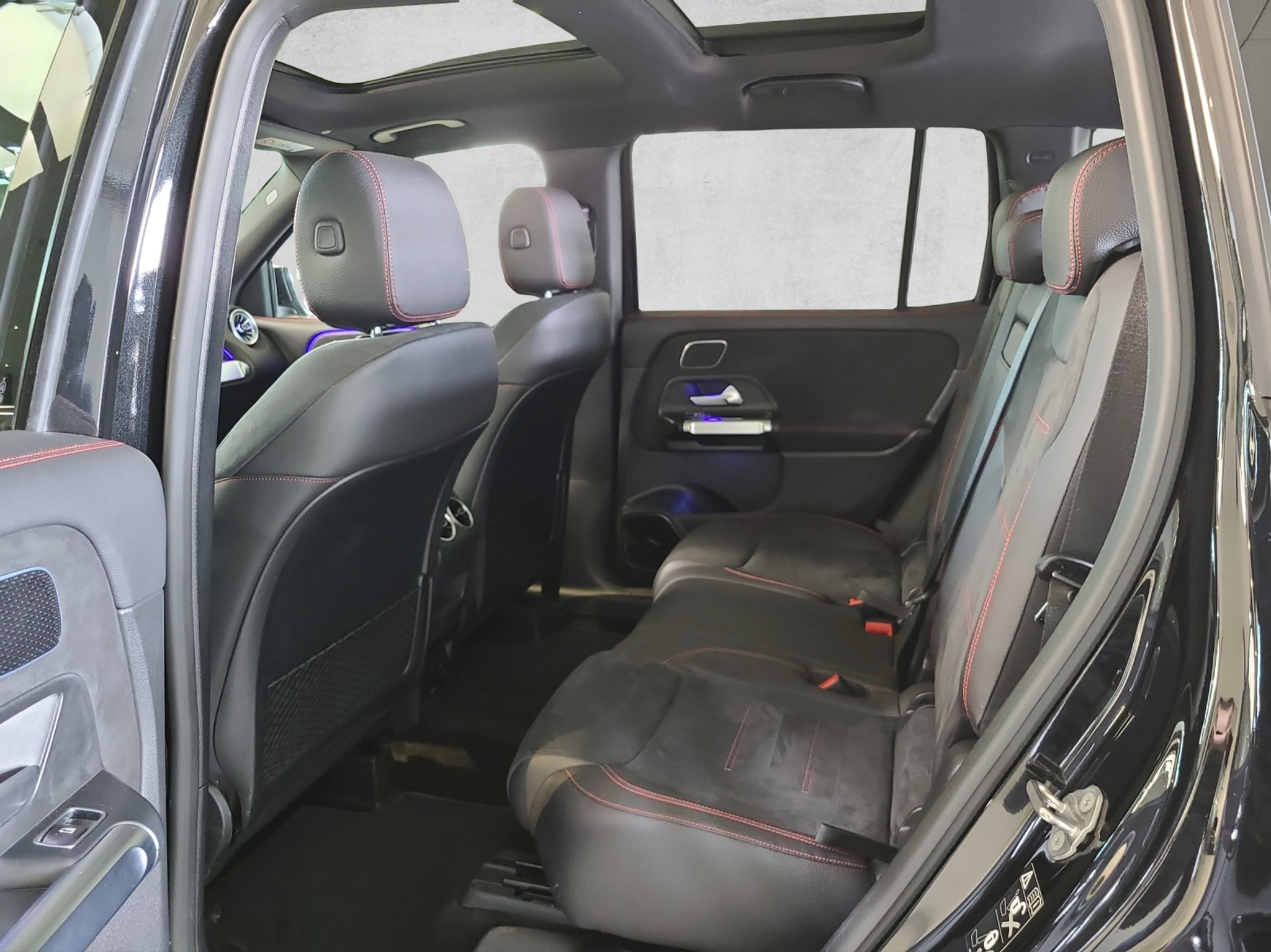 listing desktop thumbnail image 10