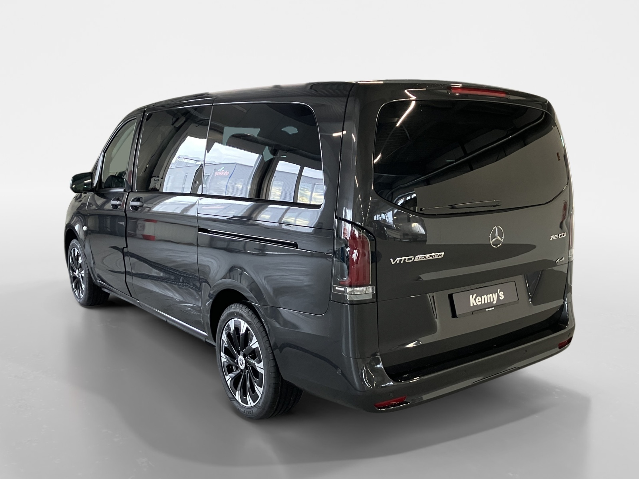 listing desktop thumbnail image 3