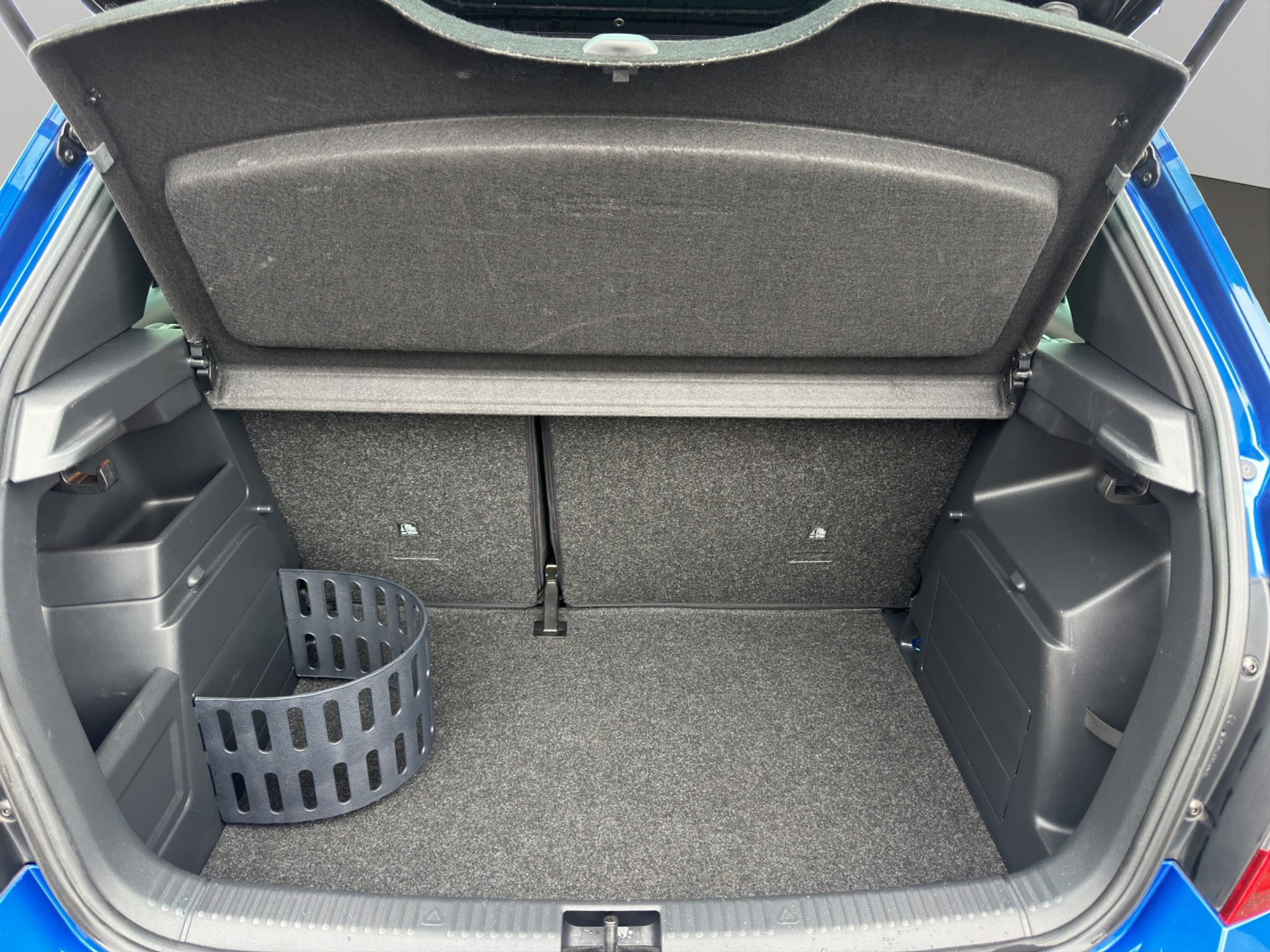 listing desktop thumbnail image 15