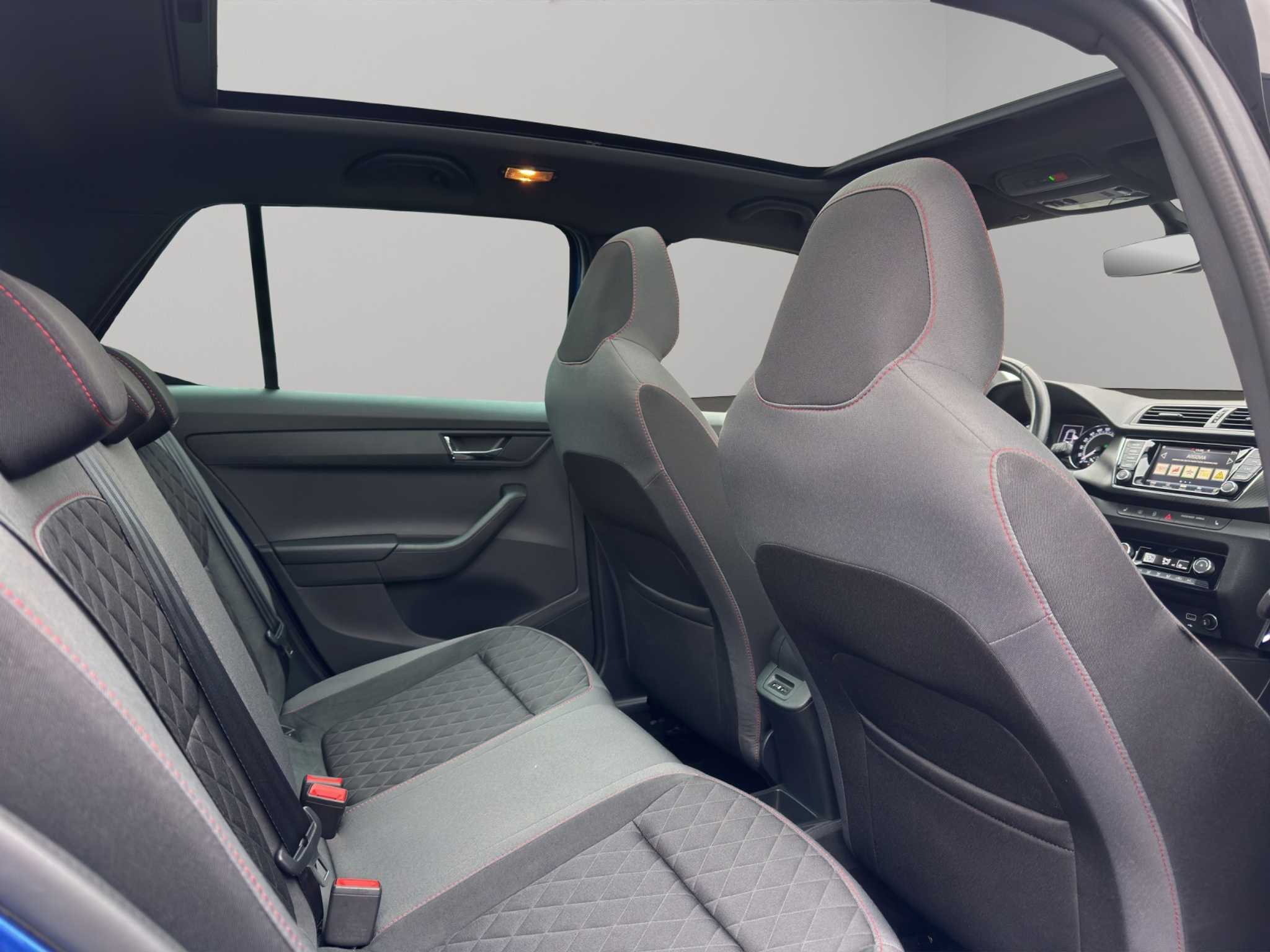 listing desktop thumbnail image 14