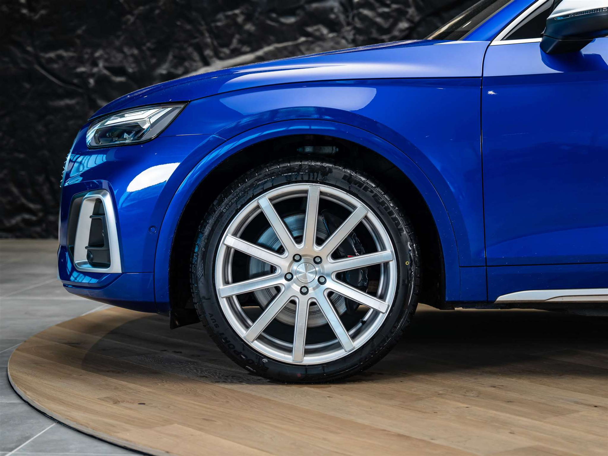 listing desktop thumbnail image 16