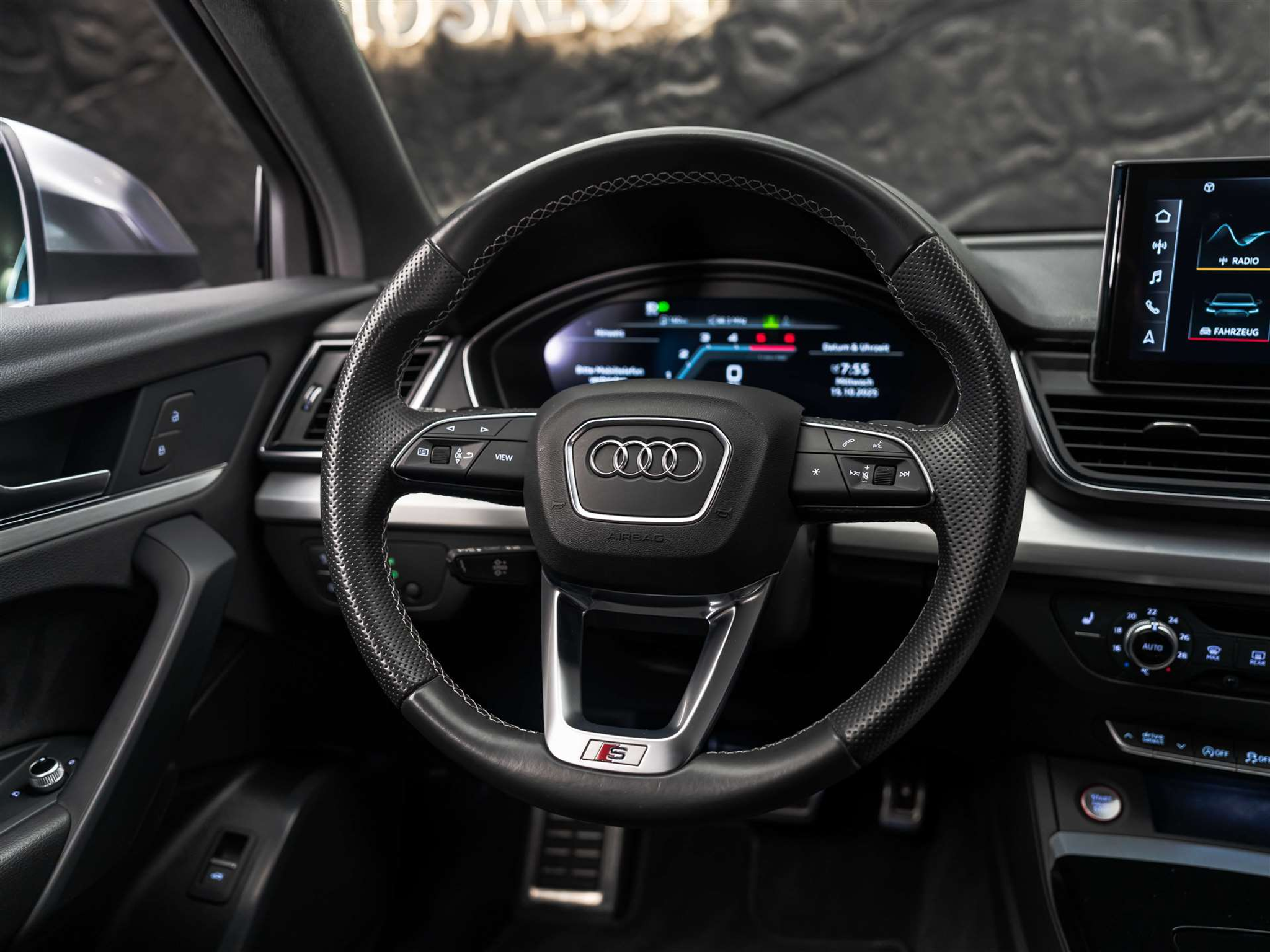 listing desktop thumbnail image 27