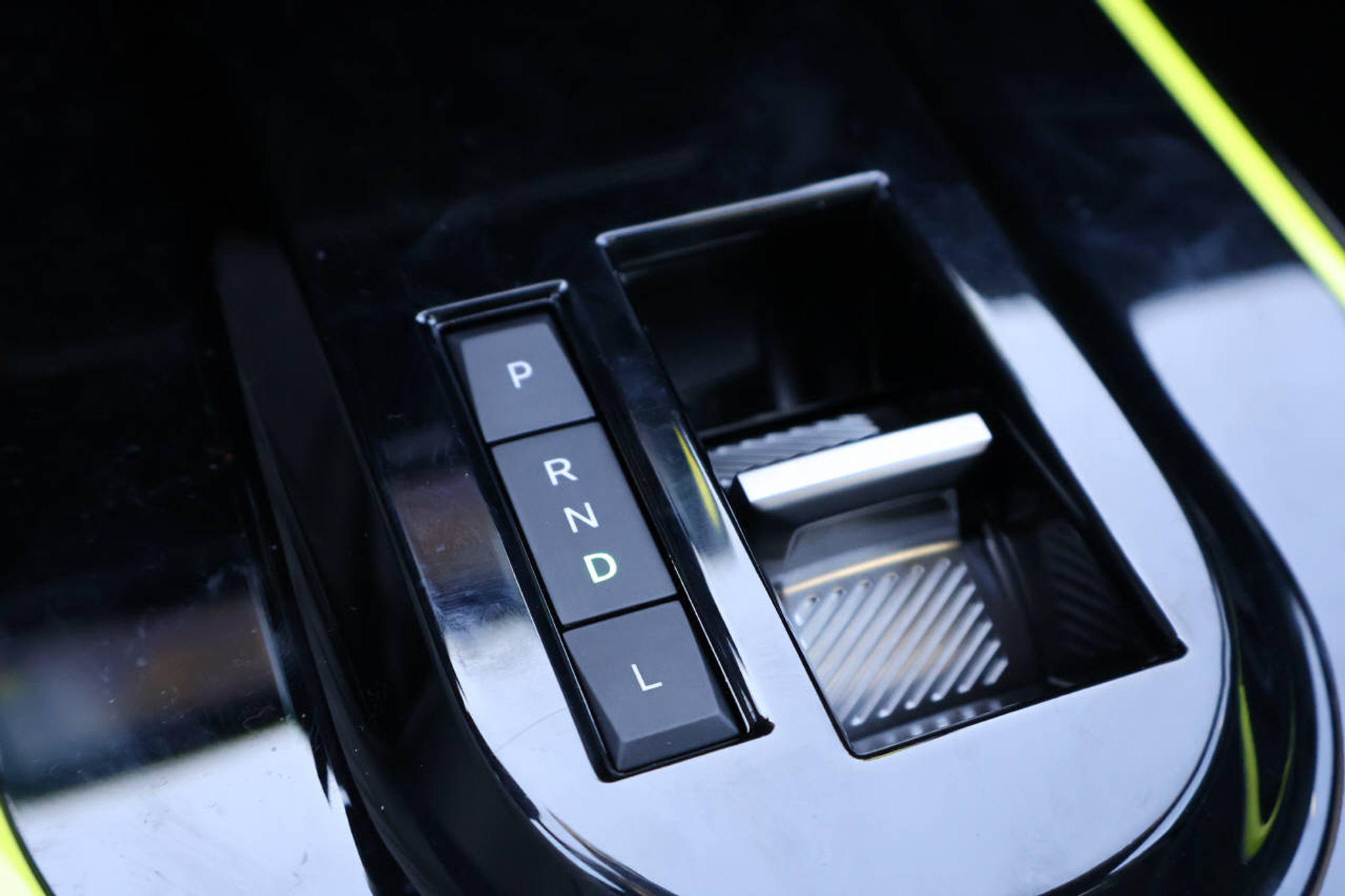 listing desktop thumbnail image 13