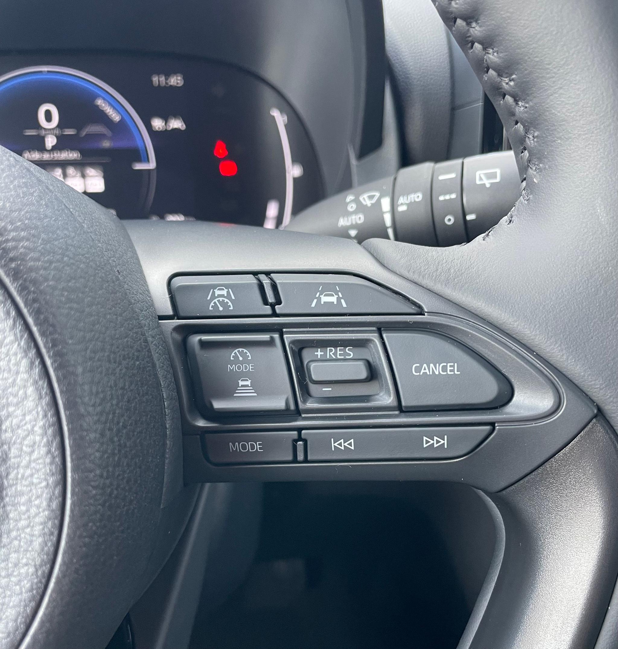 listing desktop thumbnail image 16