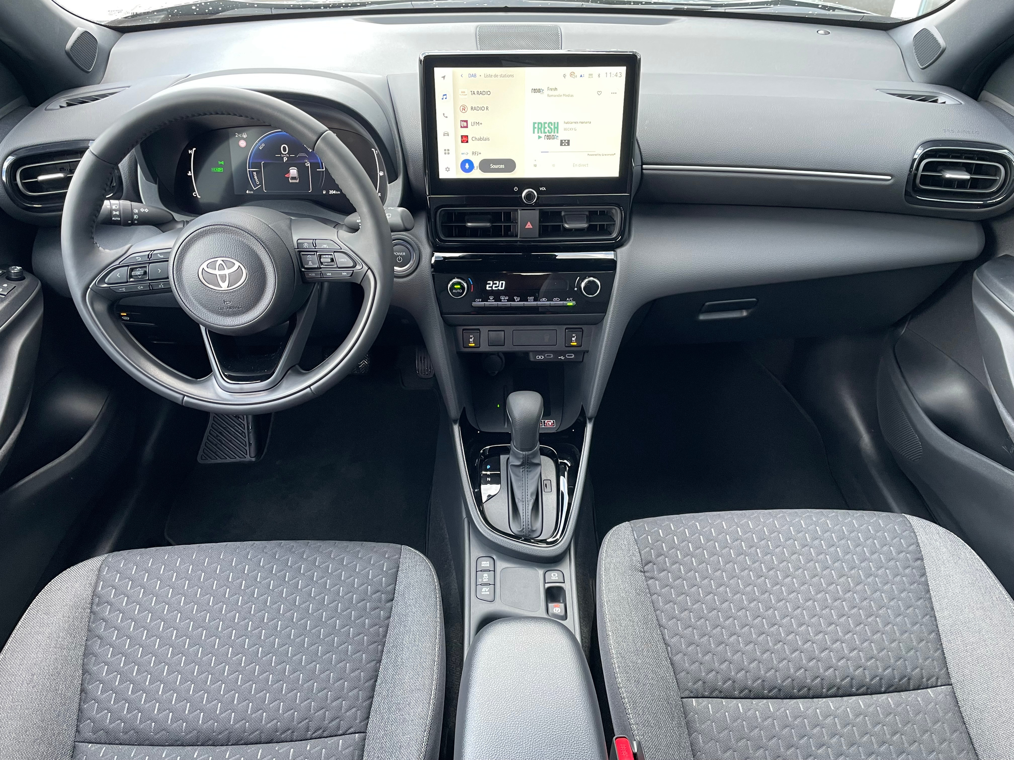 listing desktop thumbnail image 9