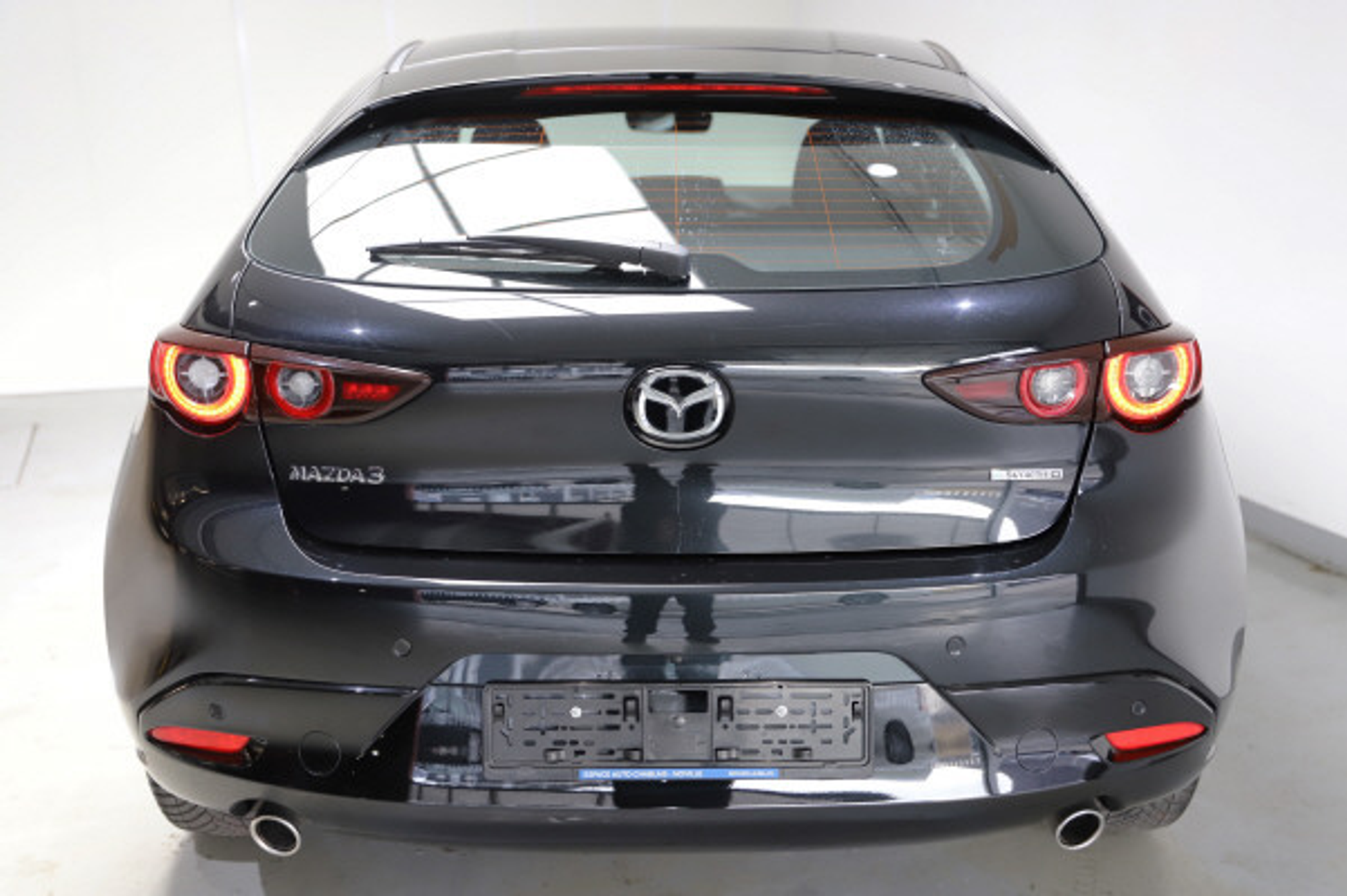 listing desktop thumbnail image 5