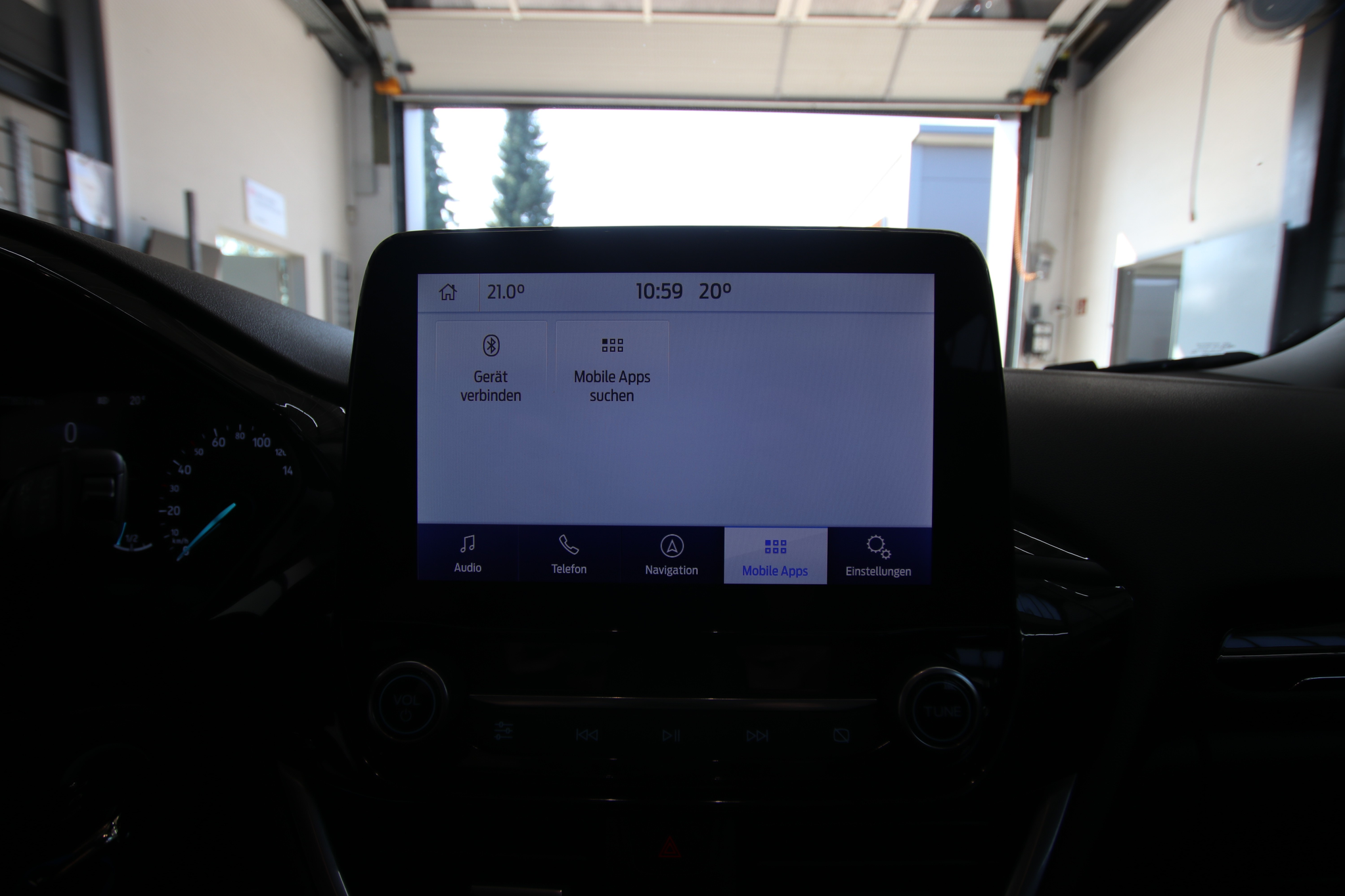 listing desktop thumbnail image 24