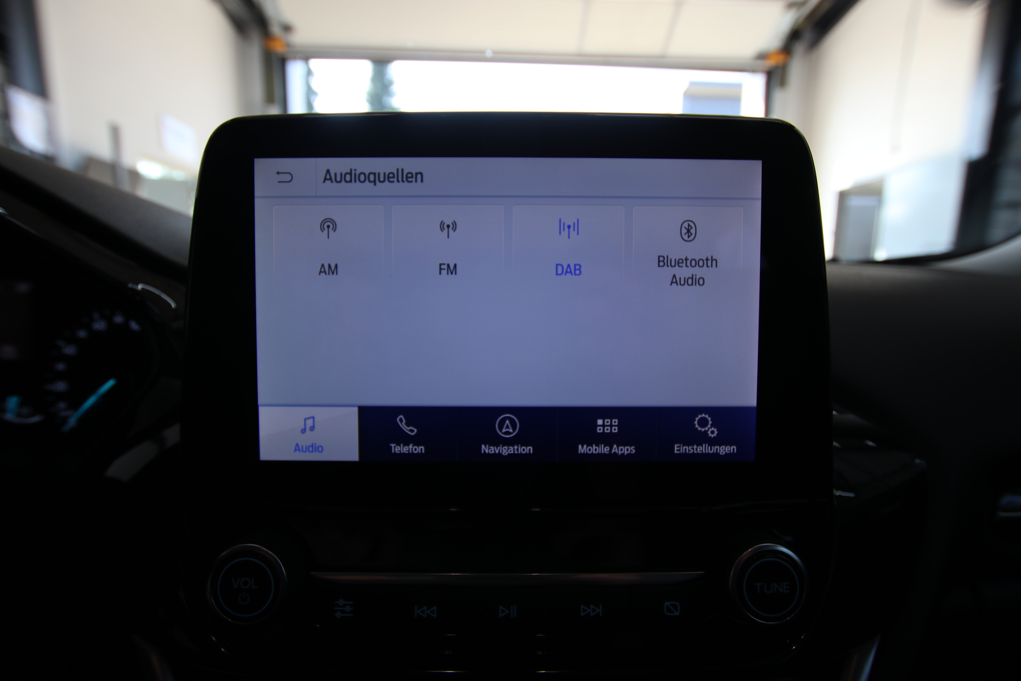 listing desktop thumbnail image 21