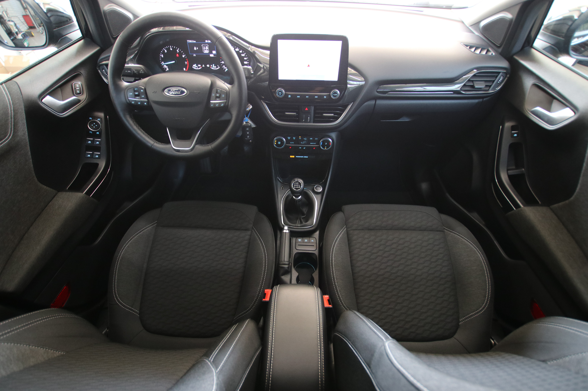 listing desktop thumbnail image 9